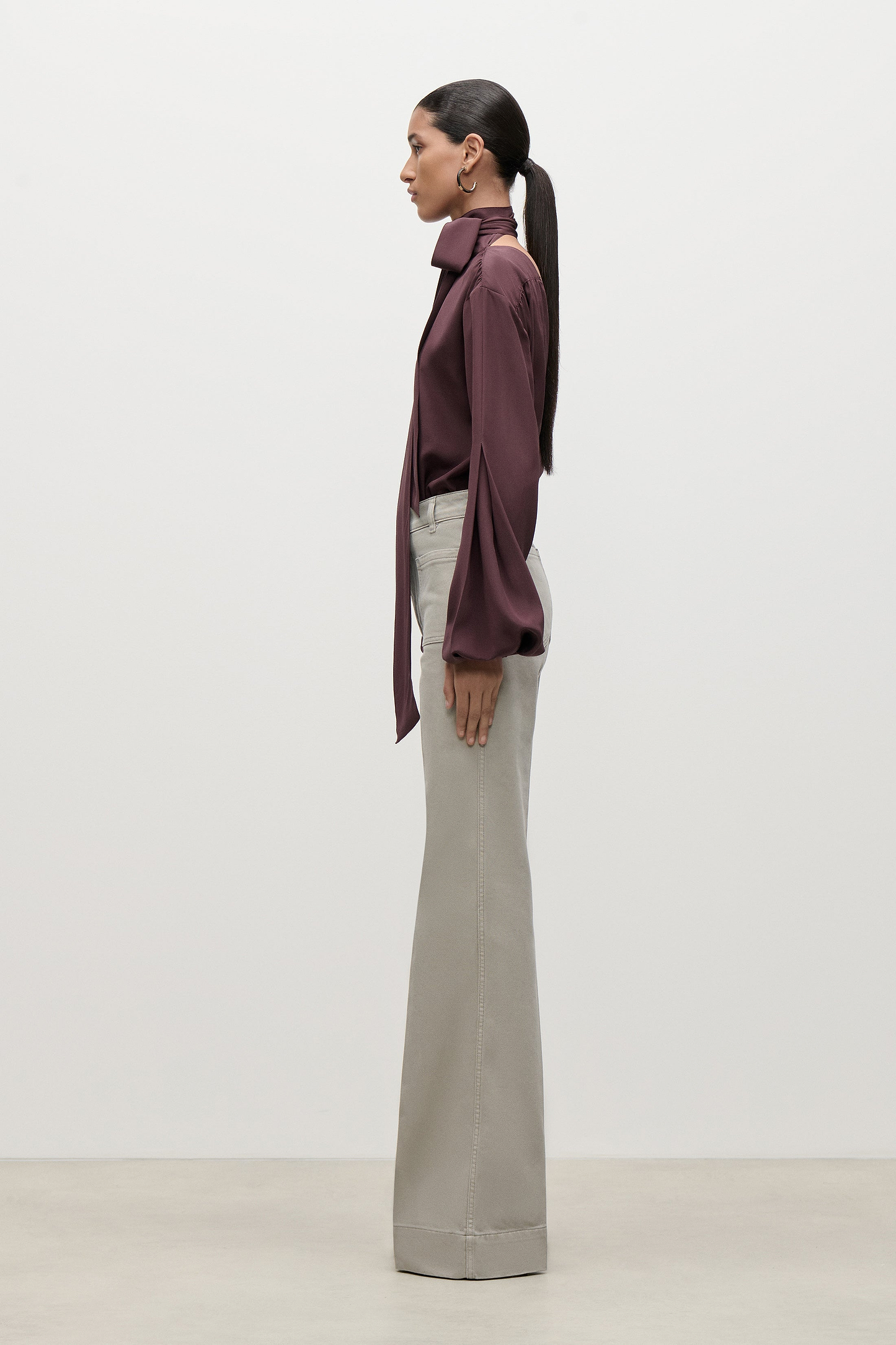 Alina Jean In Light Grey