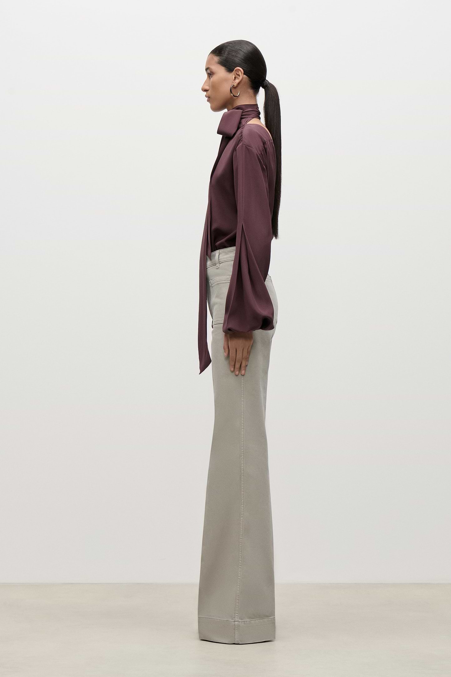 Alina Jean In Light Grey