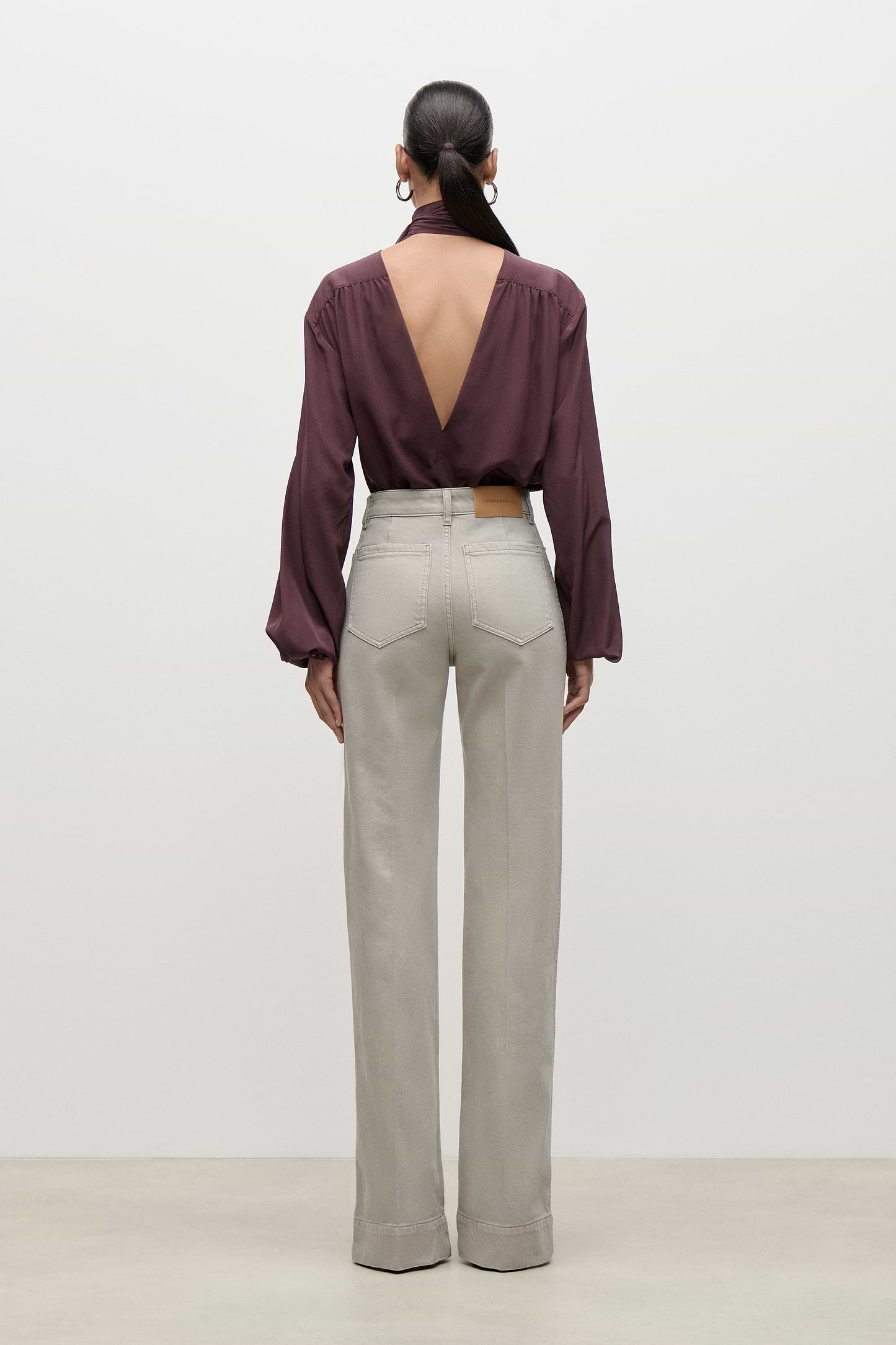 Alina Jean In Light Grey