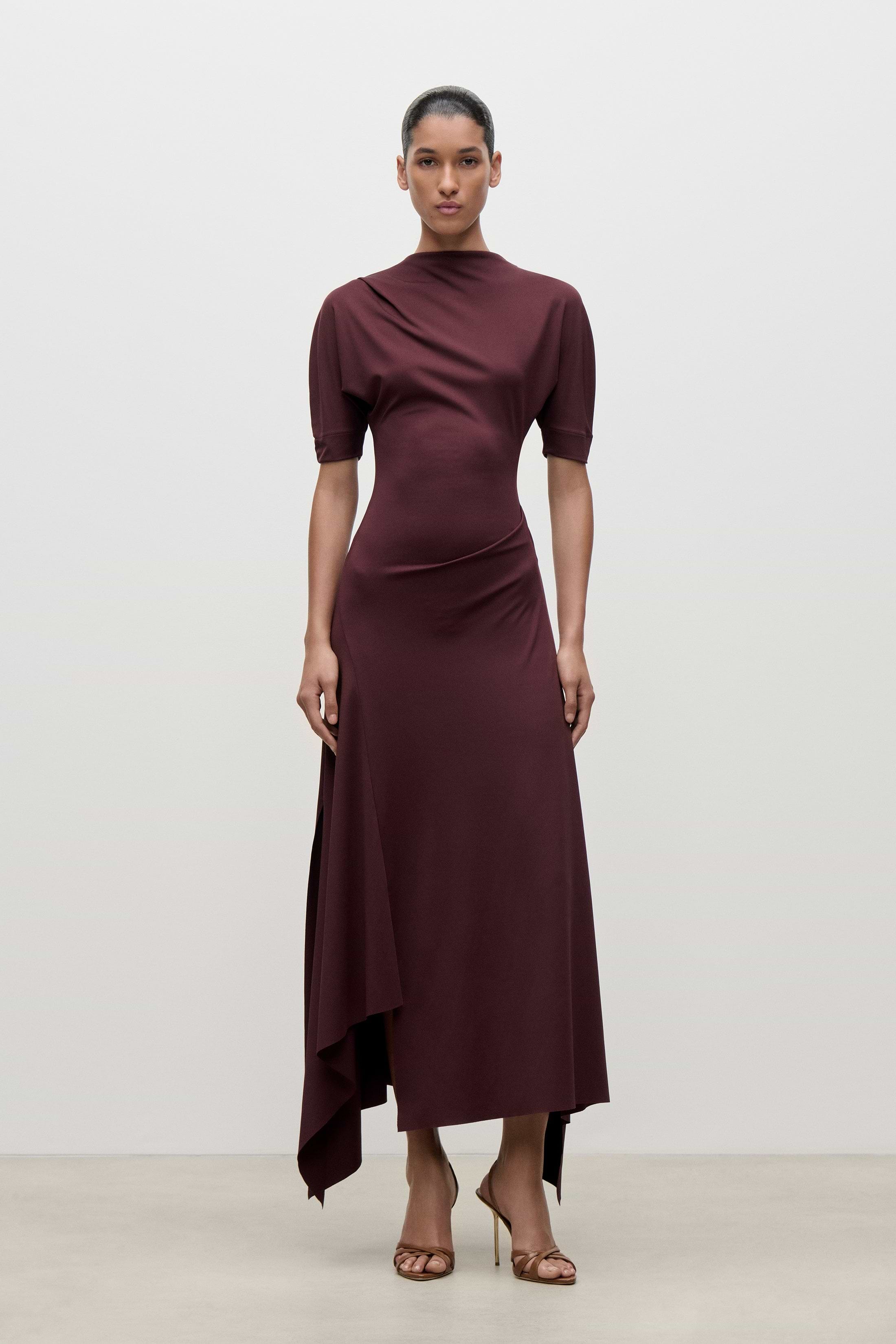 Short Sleeve Midi Dress In Burgundy