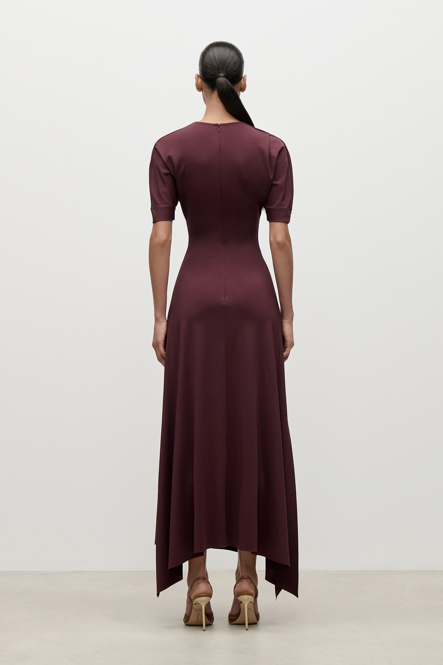 Short Sleeve Midi Dress In Burgundy