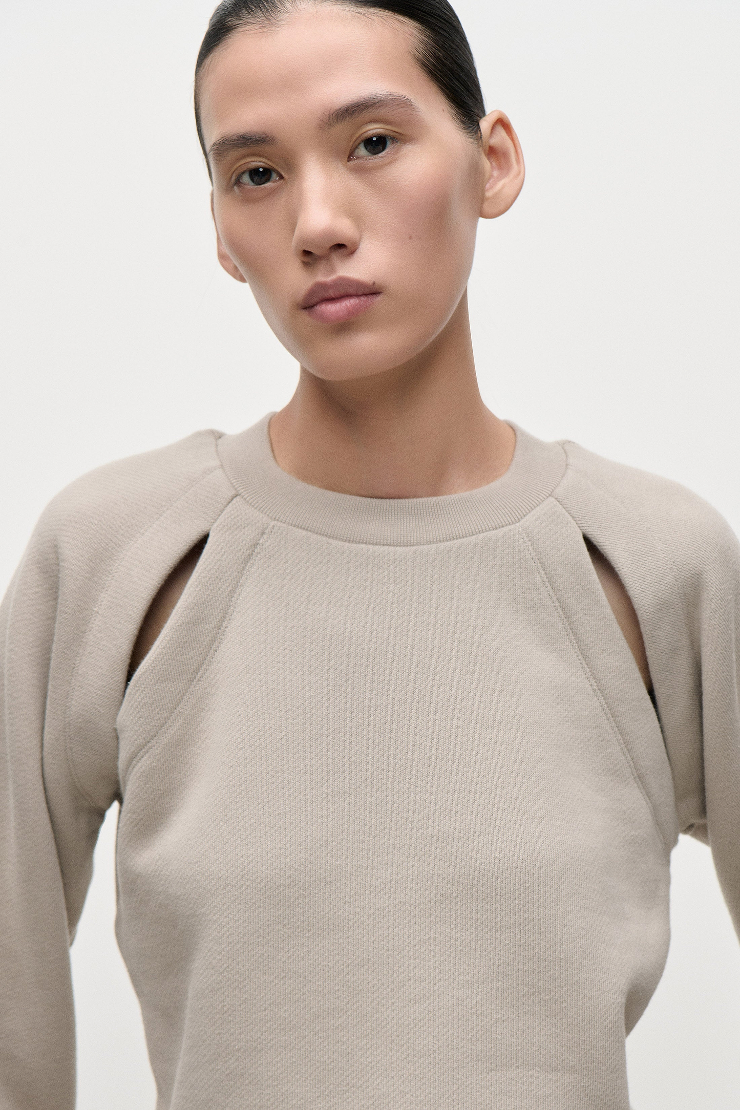 Cut Out Detail Sweatshirt In Light Grey
