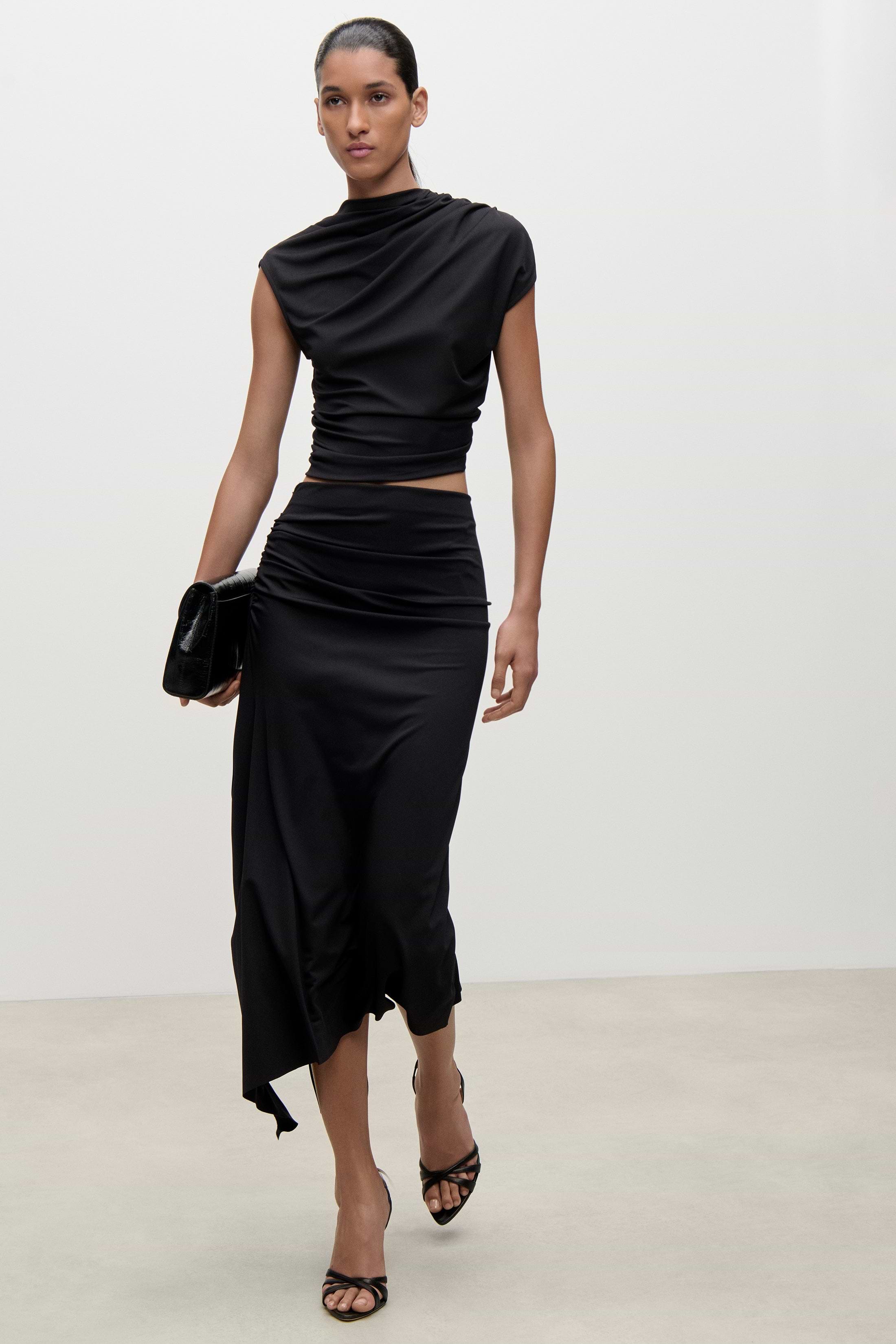 Gathered Skirt In Black