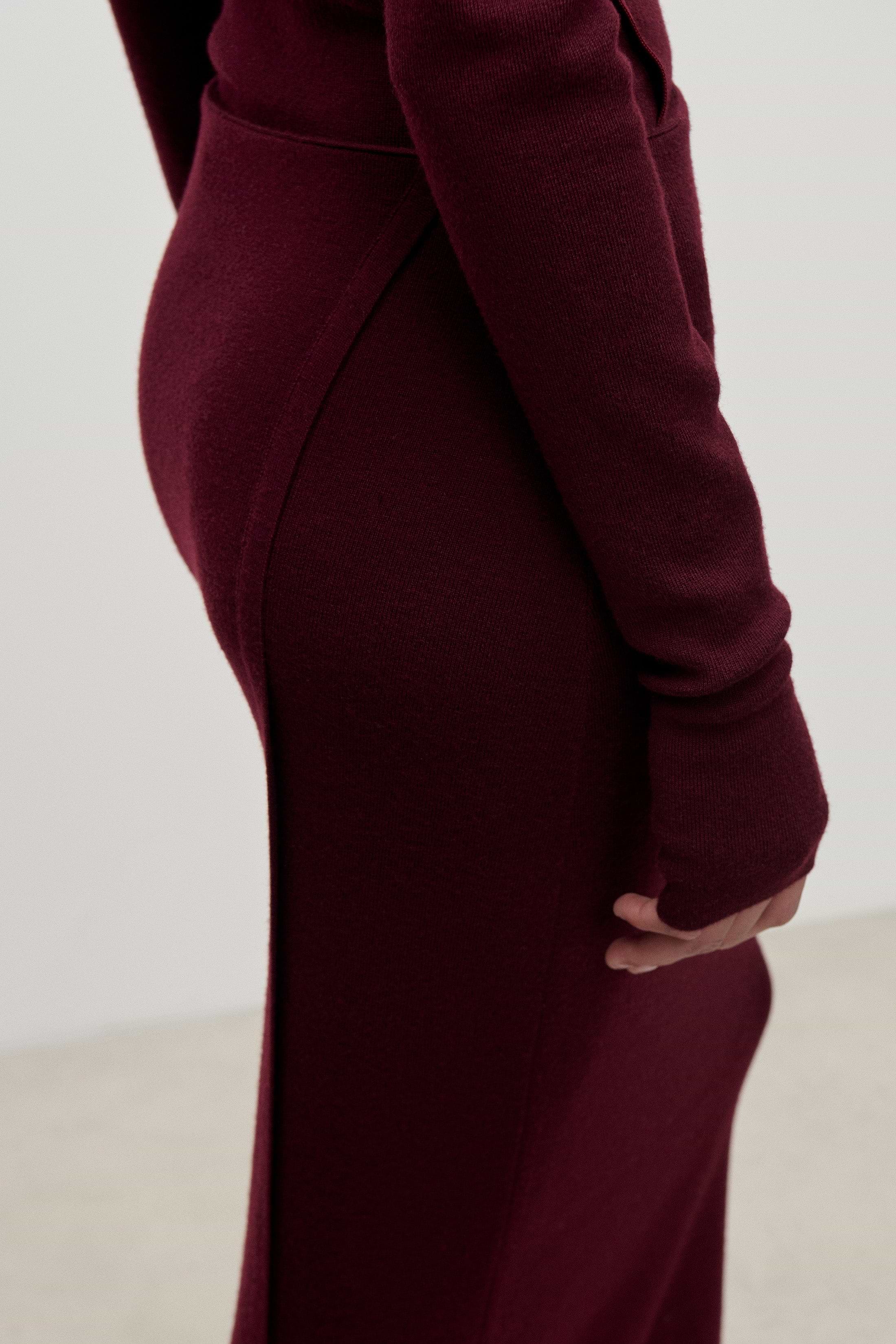 Fitted Midi Skirt In Burgundy