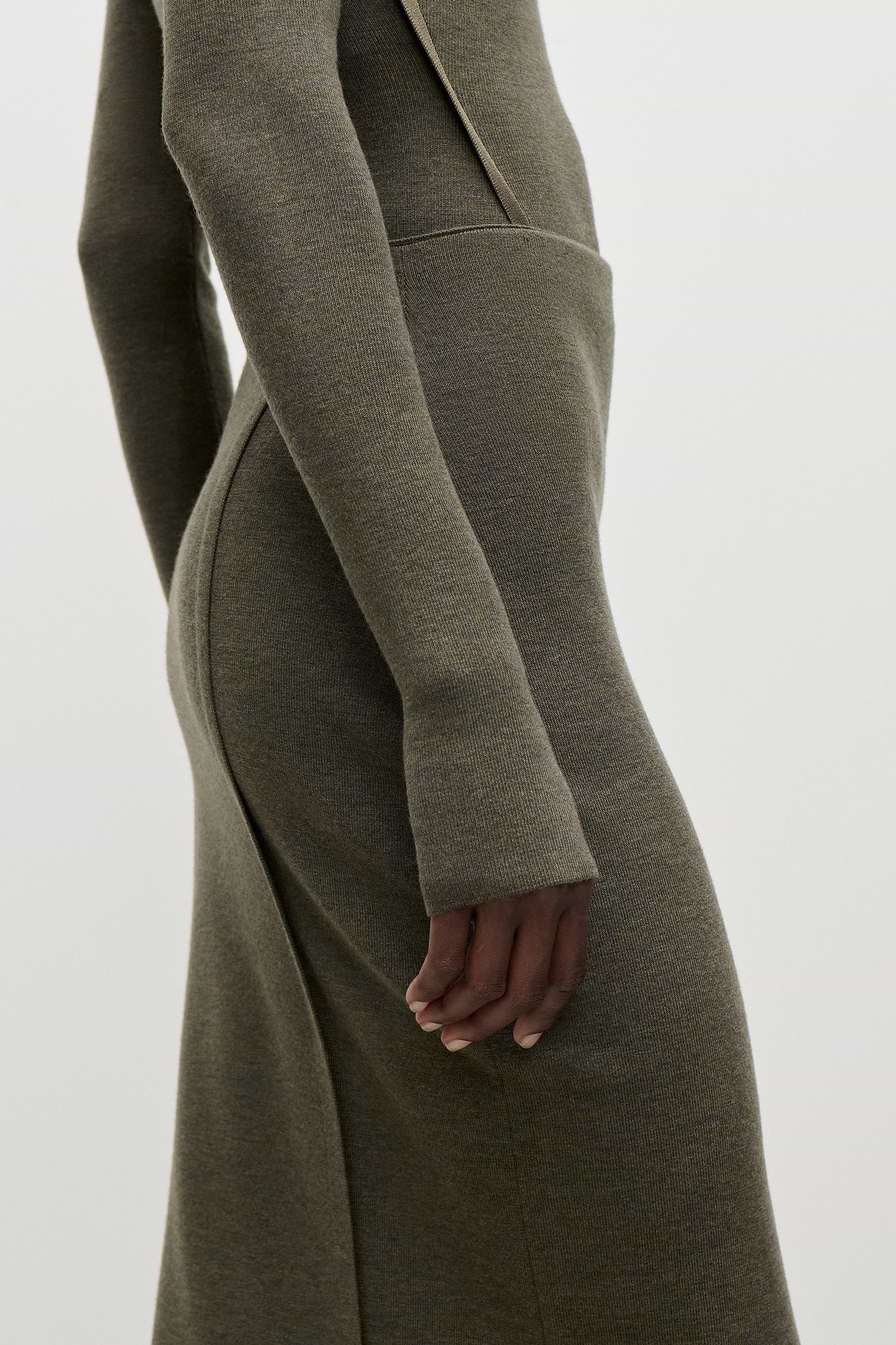 Fitted Midi Skirt In Green