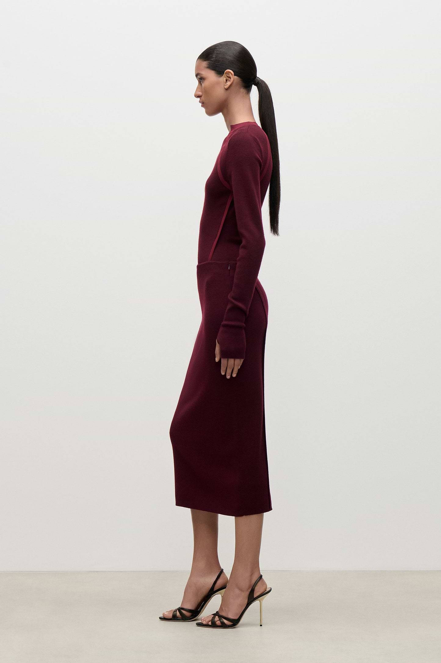 V-Neck Top In Burgundy