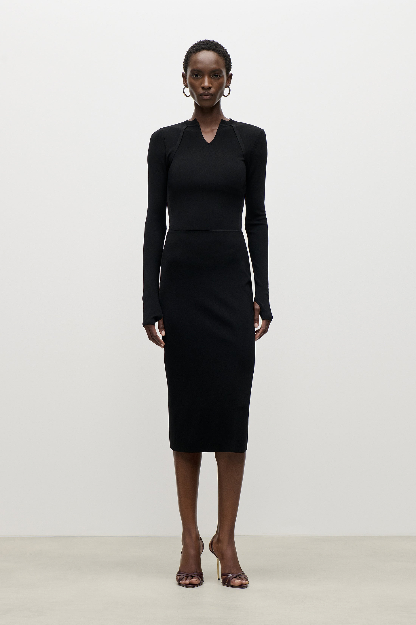 Fitted Midi Skirt In Black