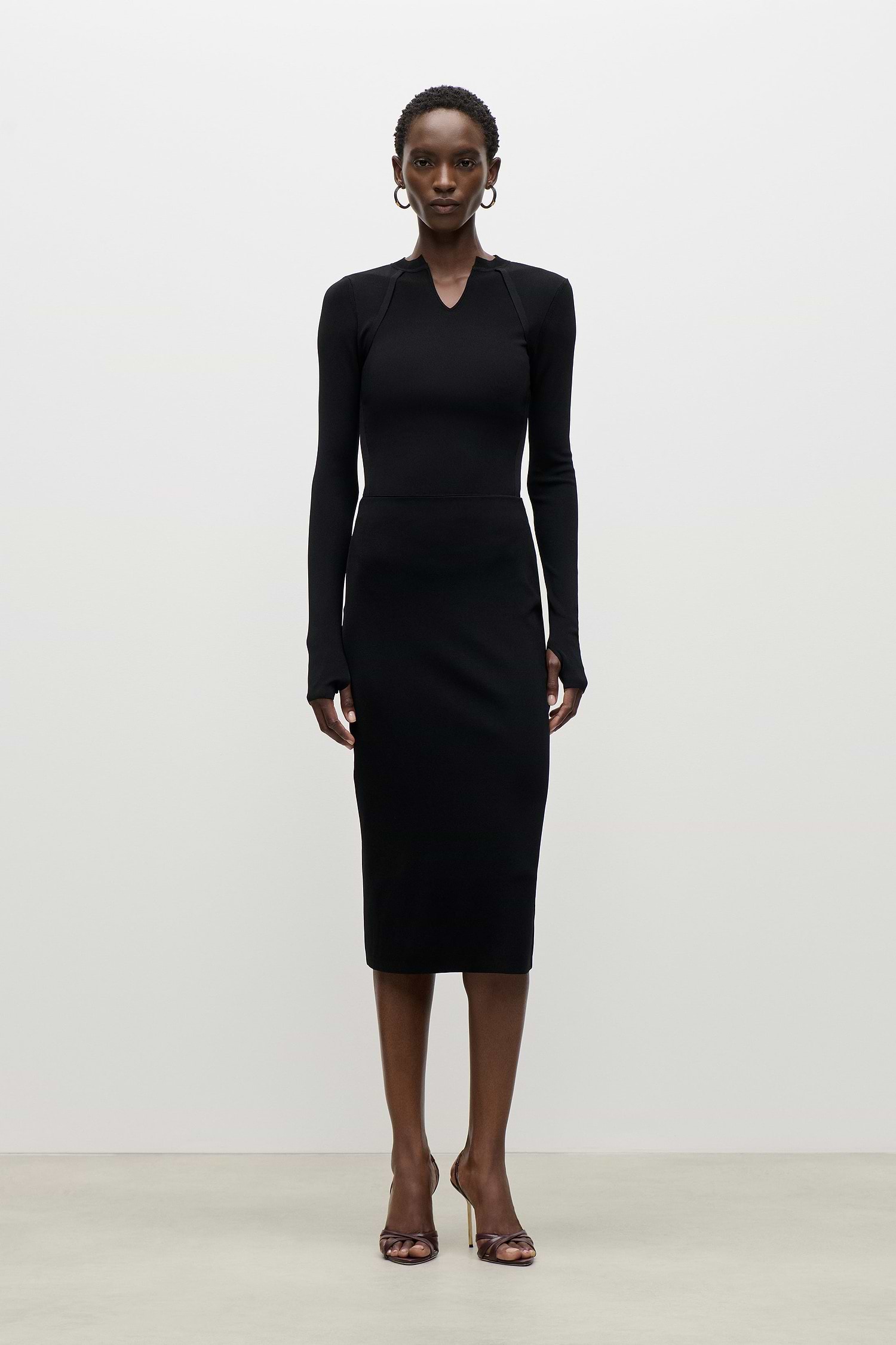Fitted Midi Skirt In Black