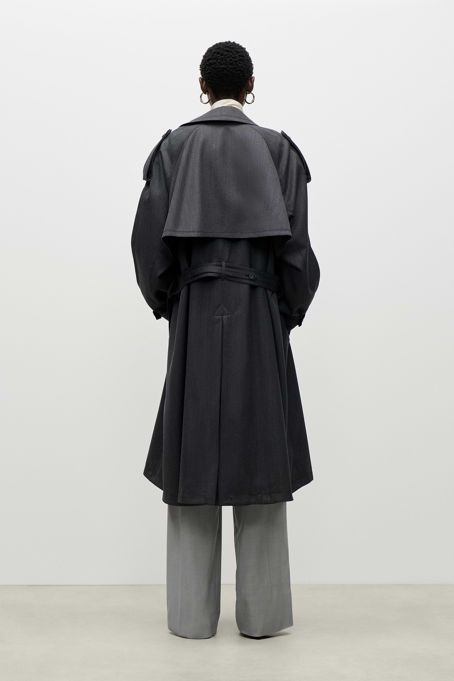 Esmee Trench Coat In Dark Grey