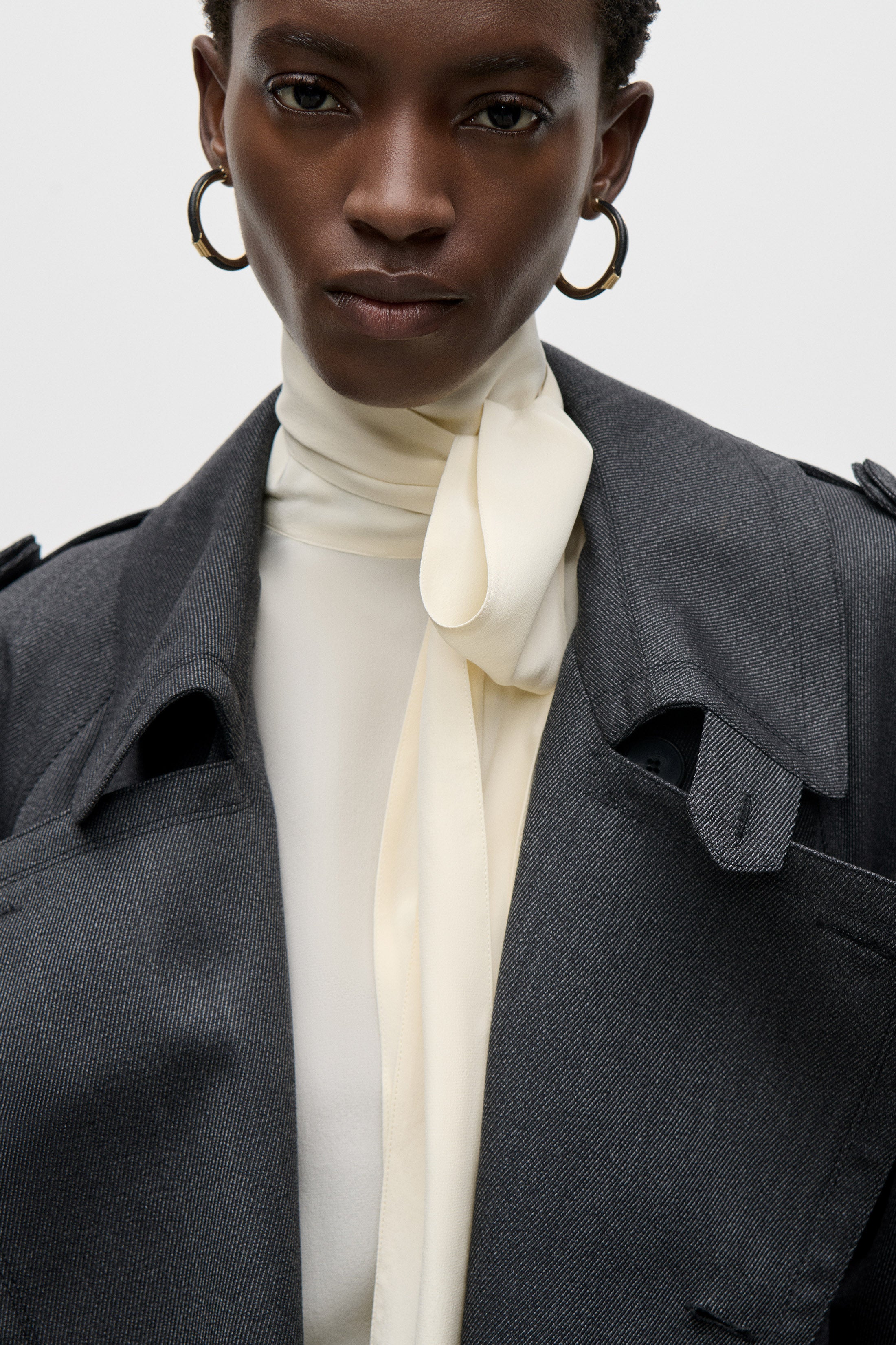 Esmee Trench Coat In Dark Grey