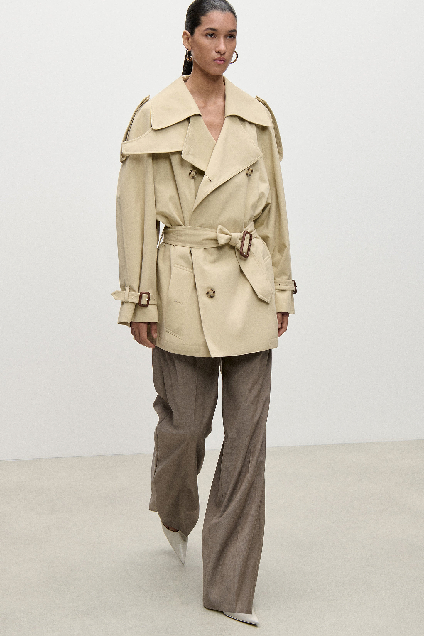 Short Trench Coat In Light Beige