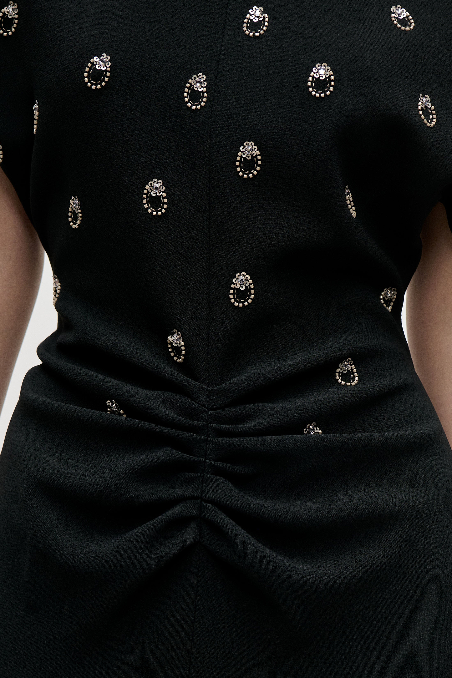 Bela Embroidered Midi Dress In Black