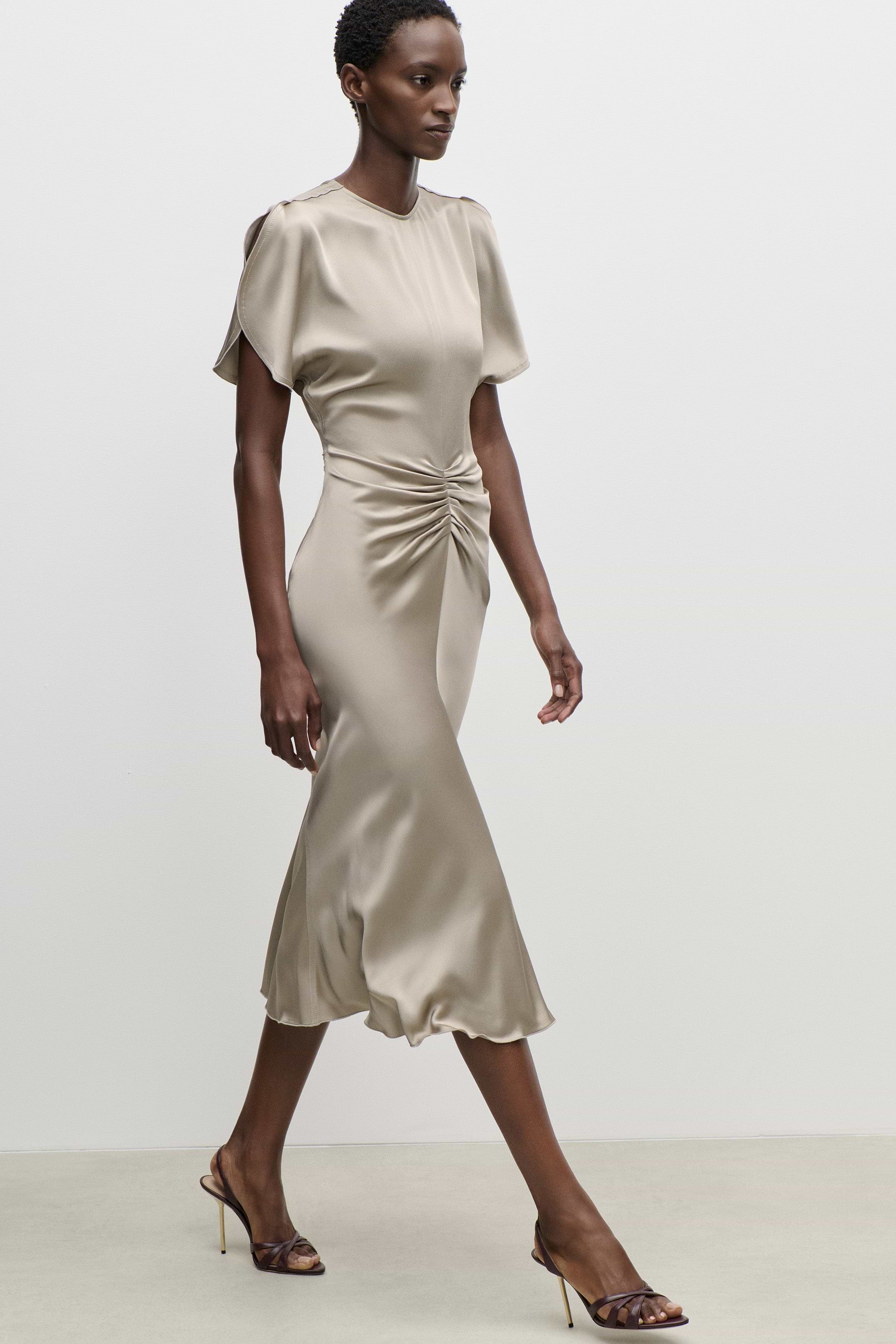 Bela Midi Dress In Light Grey