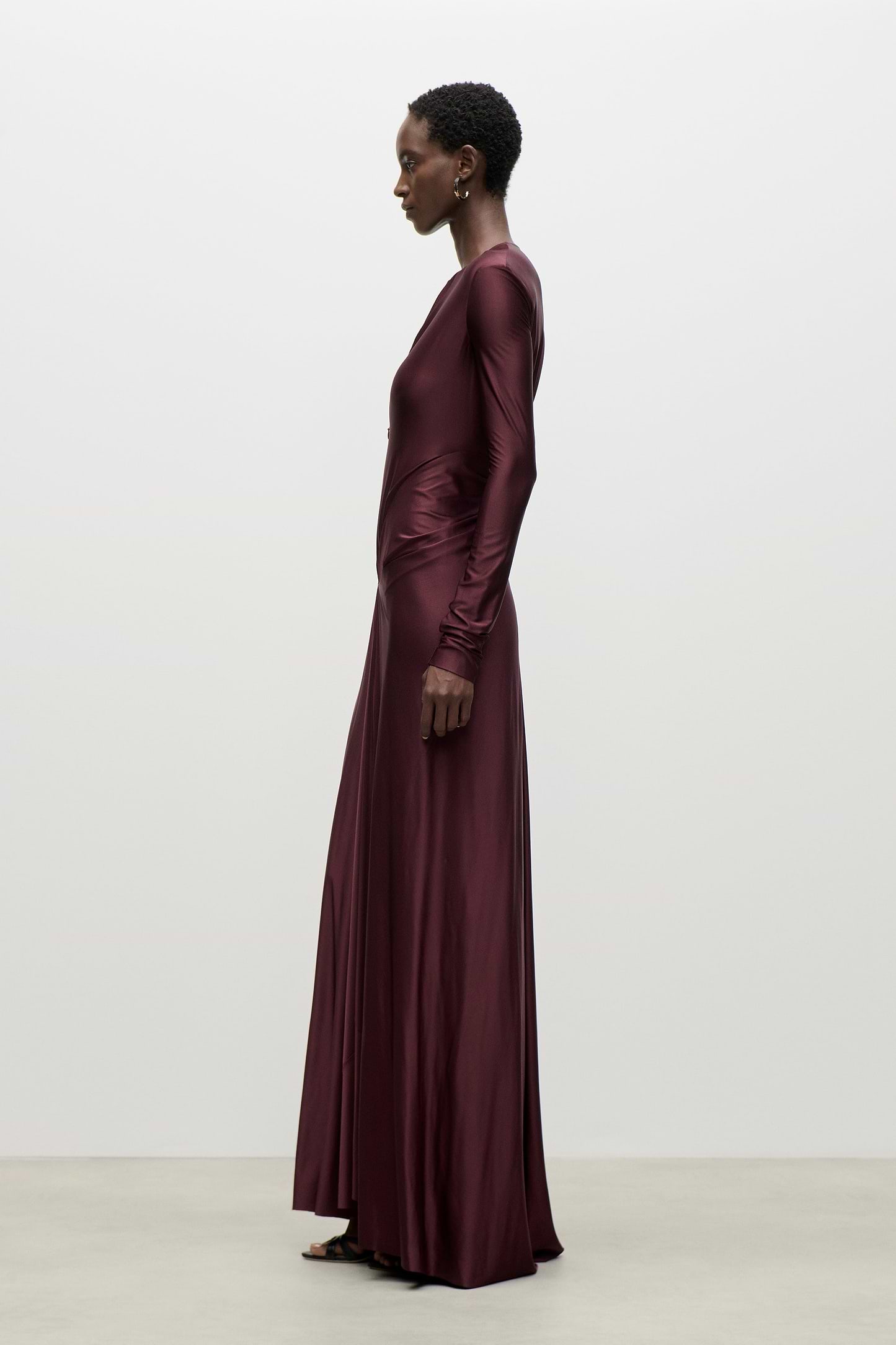 Aida Gown In Burgundy