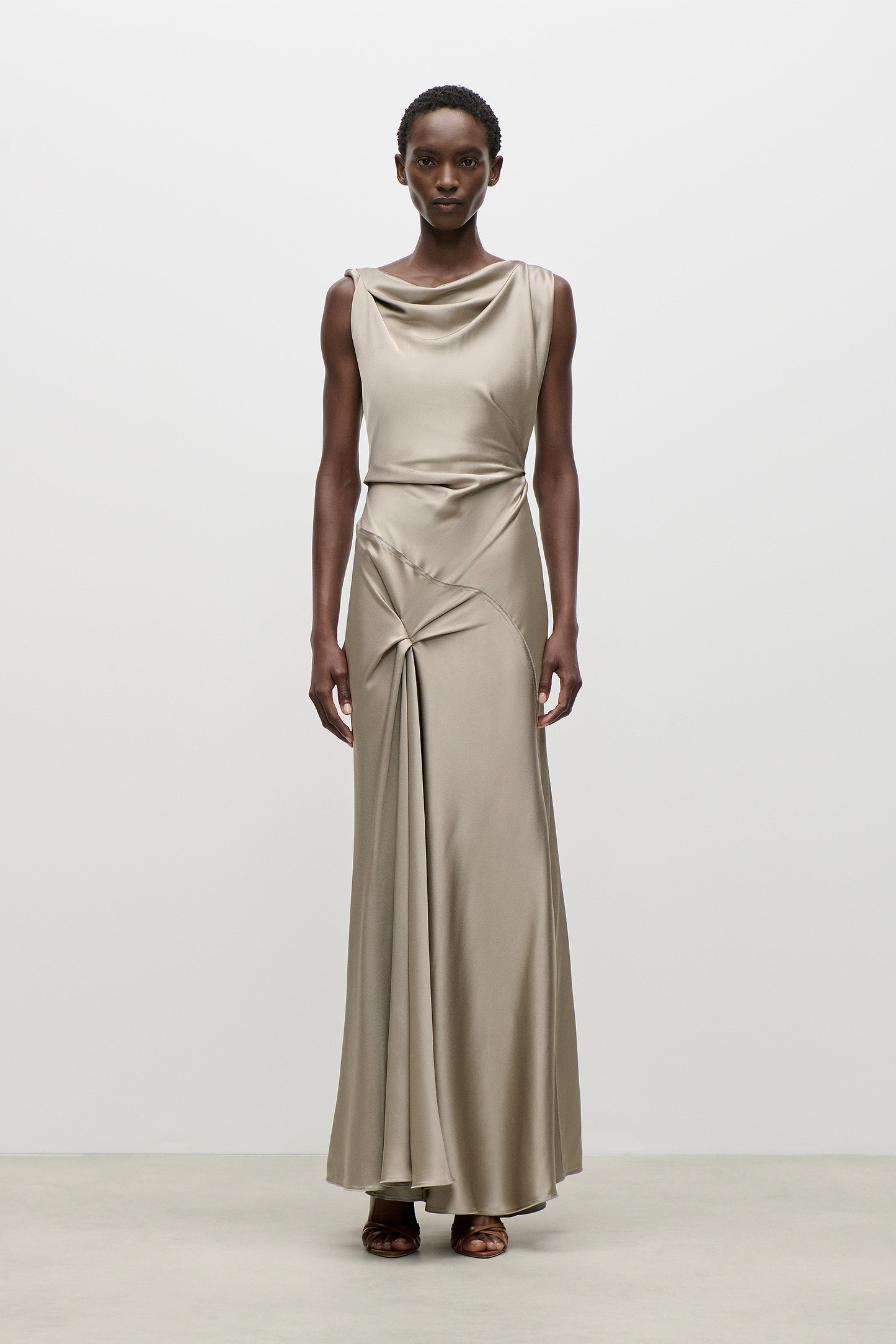 Posy Gown In Light Grey