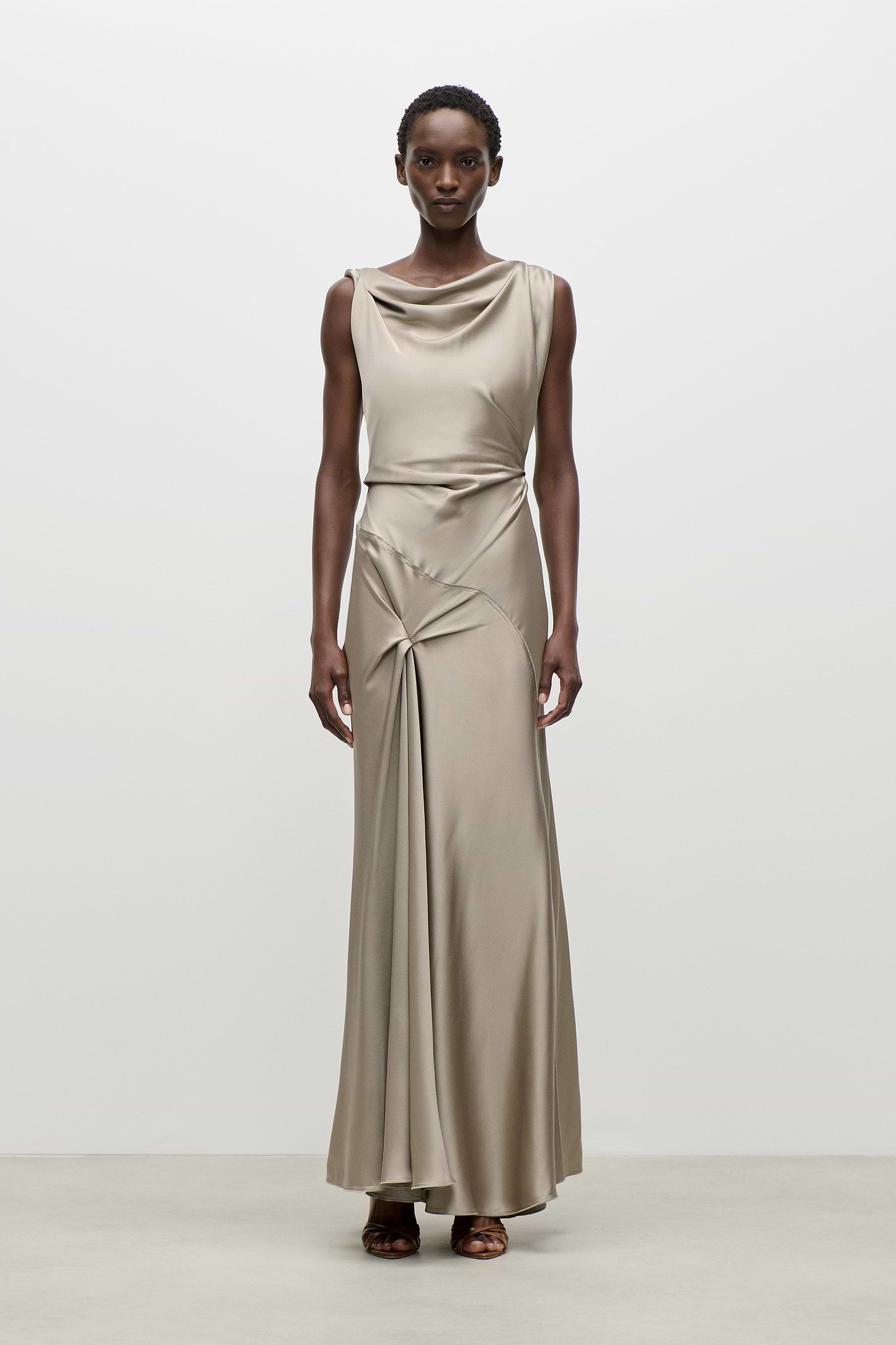 Posy Gown In Light Grey