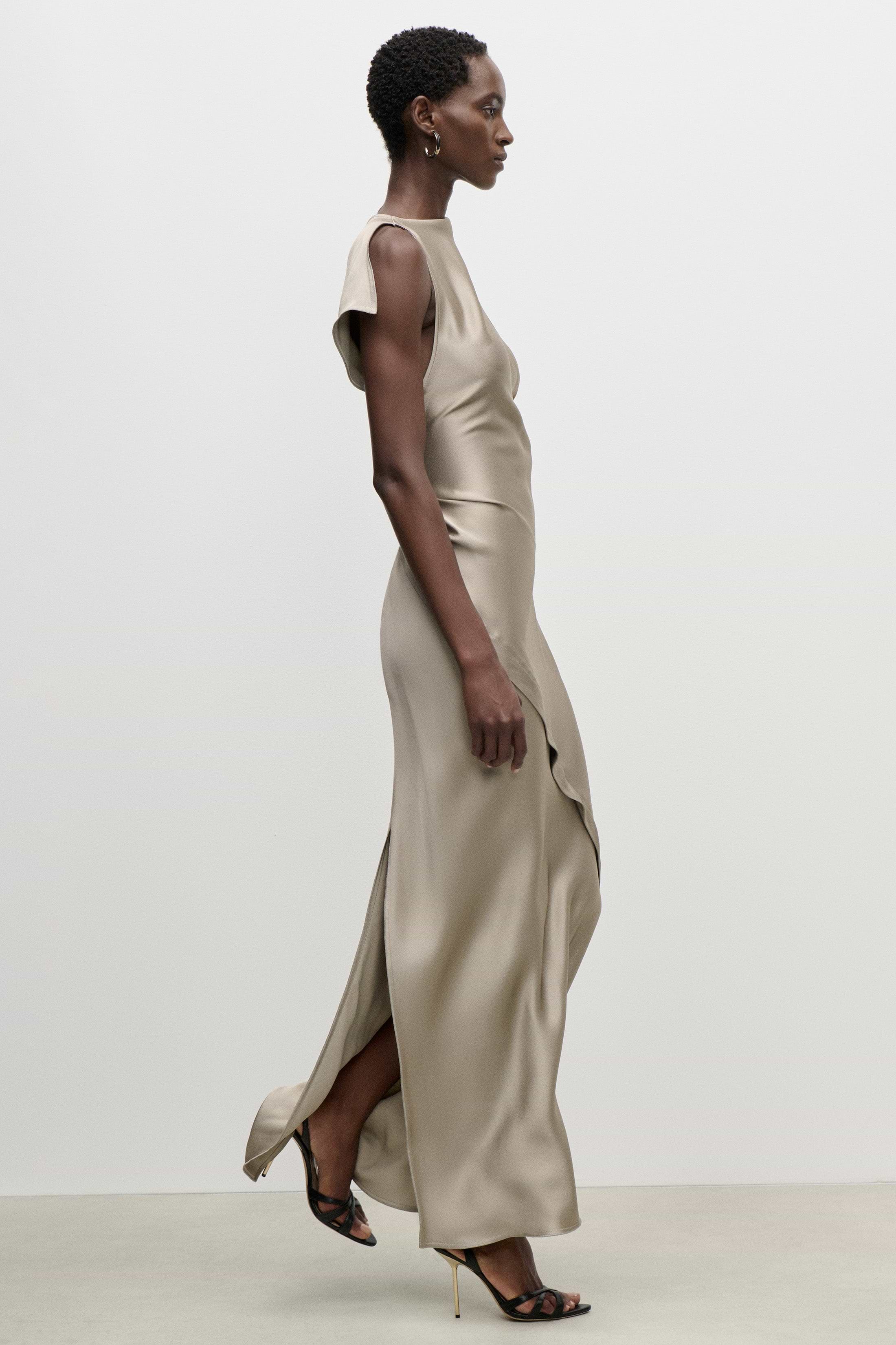 Kyra Gown In Light Grey