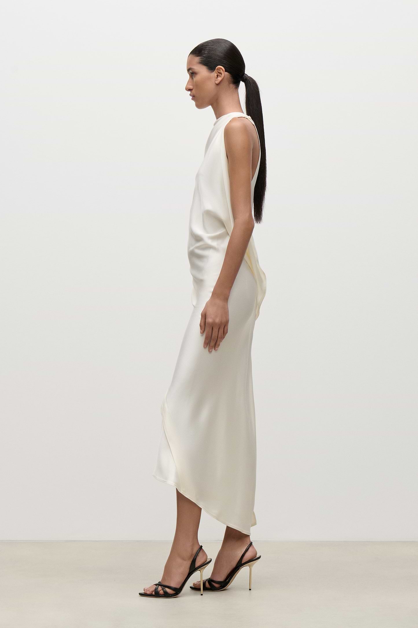 Kyra Midi Dress In Ivory