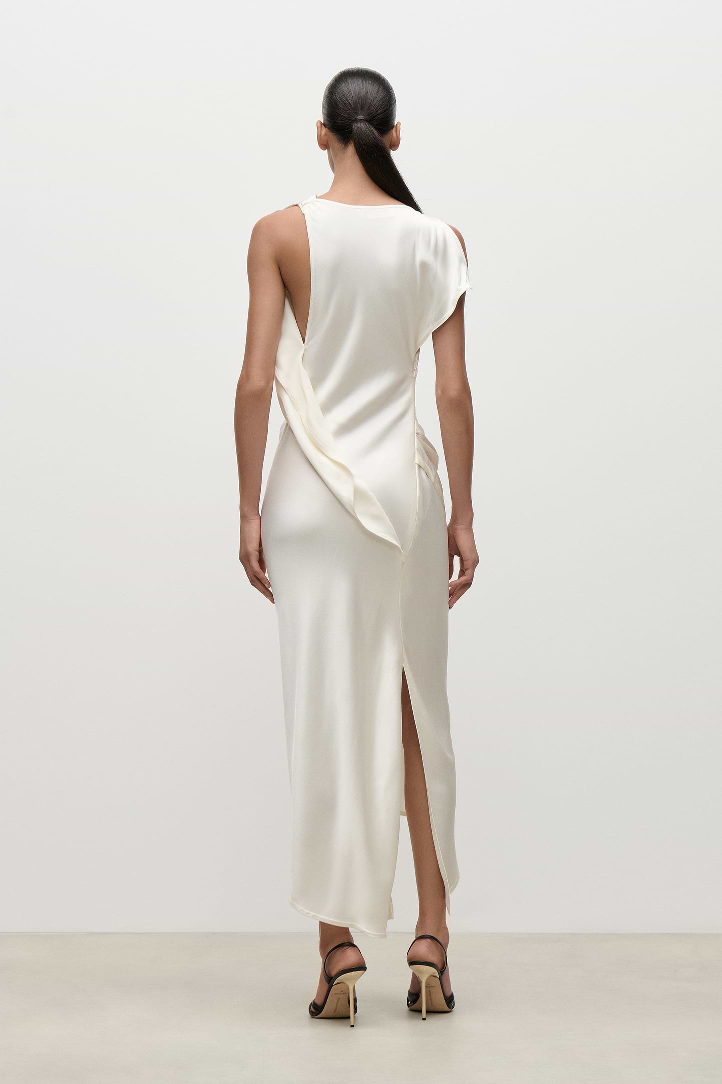 Kyra Midi Dress In Ivory