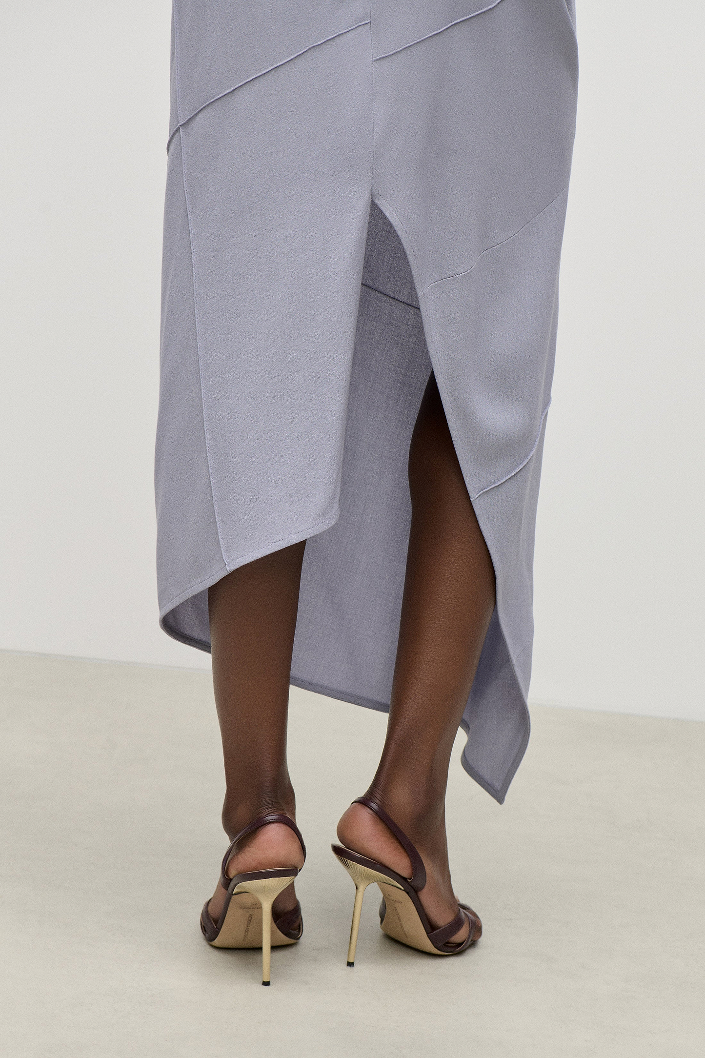 Sleeveless Crease Midi Dress In Lilac