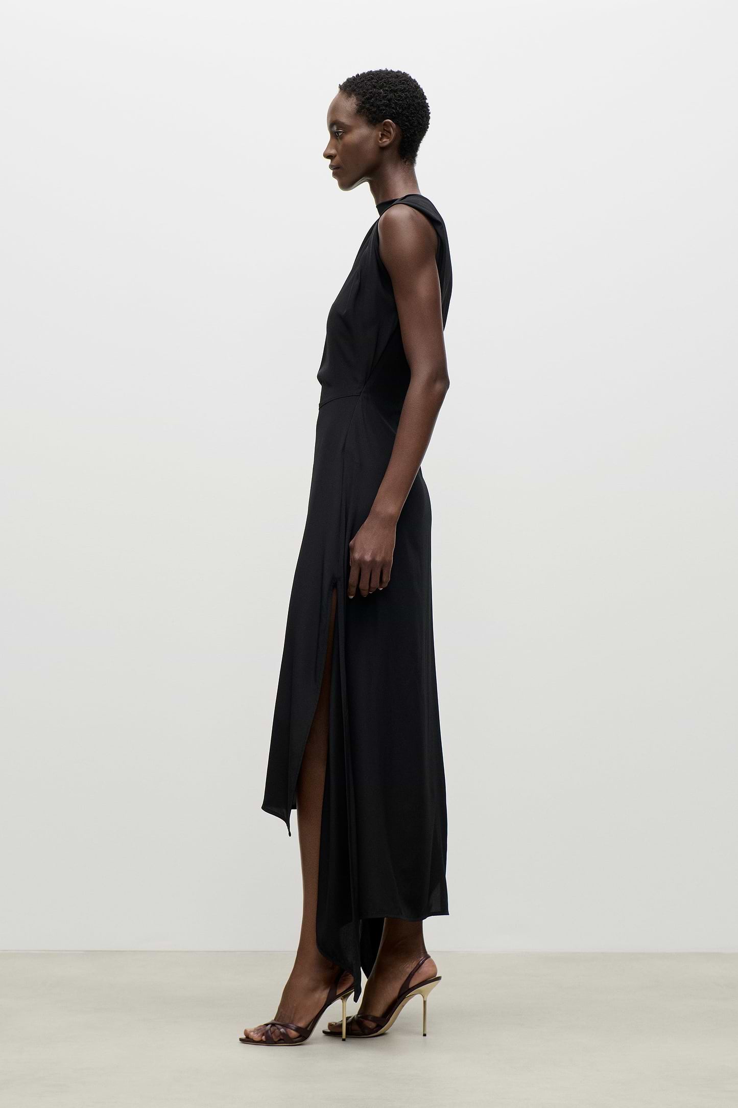 Sleeveless Draped Midi Dress In Black