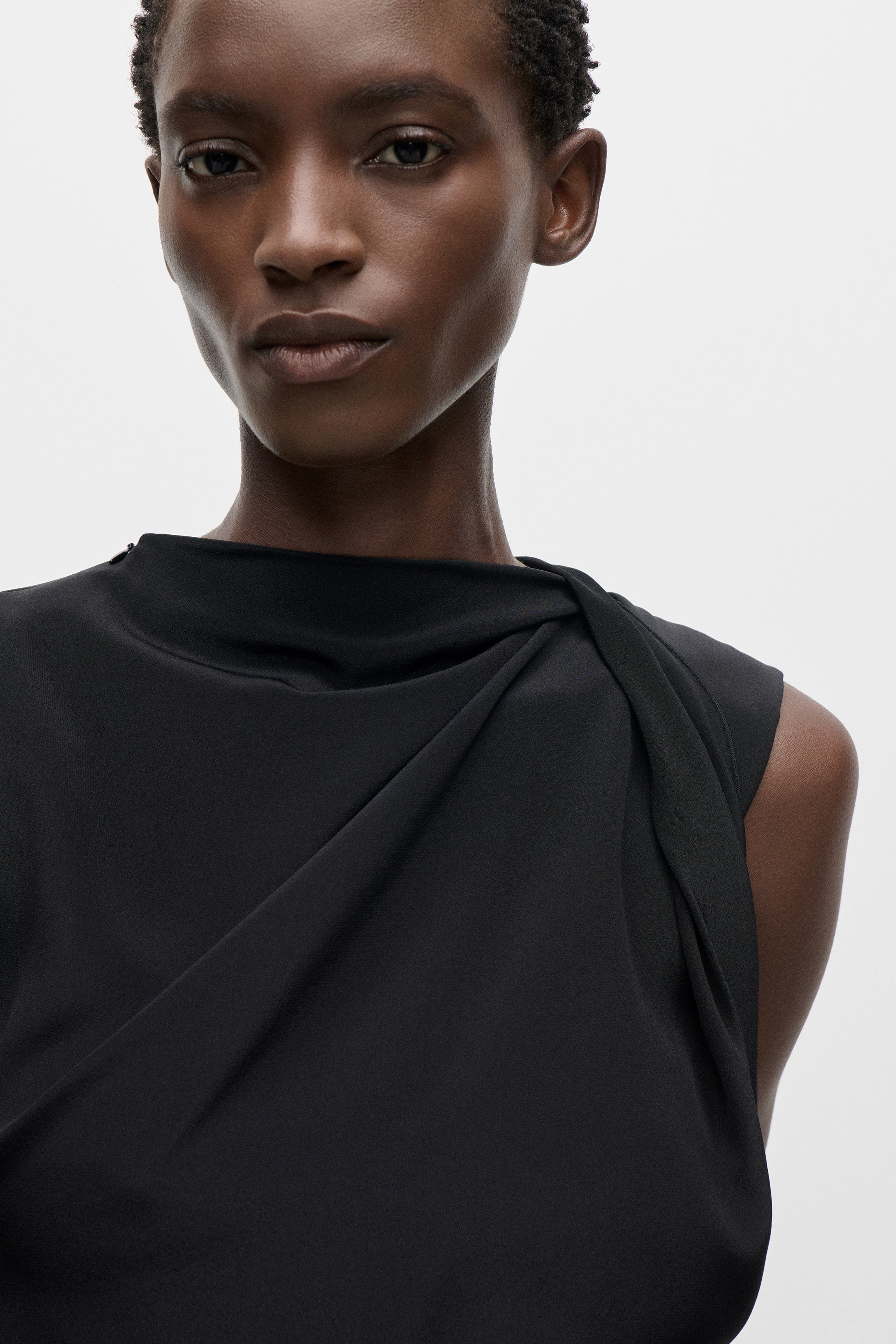 Sleeveless Draped Midi Dress In Black