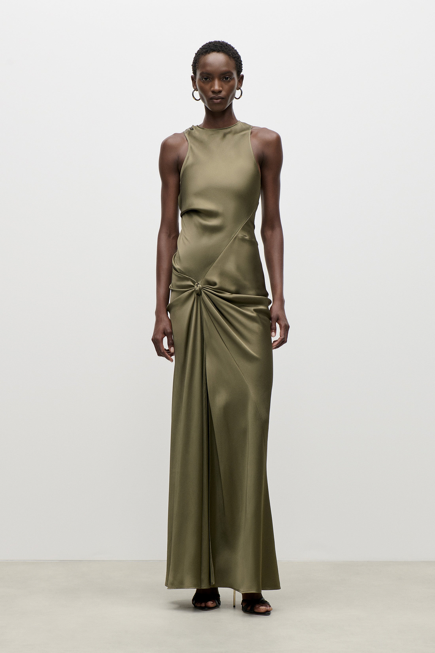 Sleeveless Twist Gown In Green