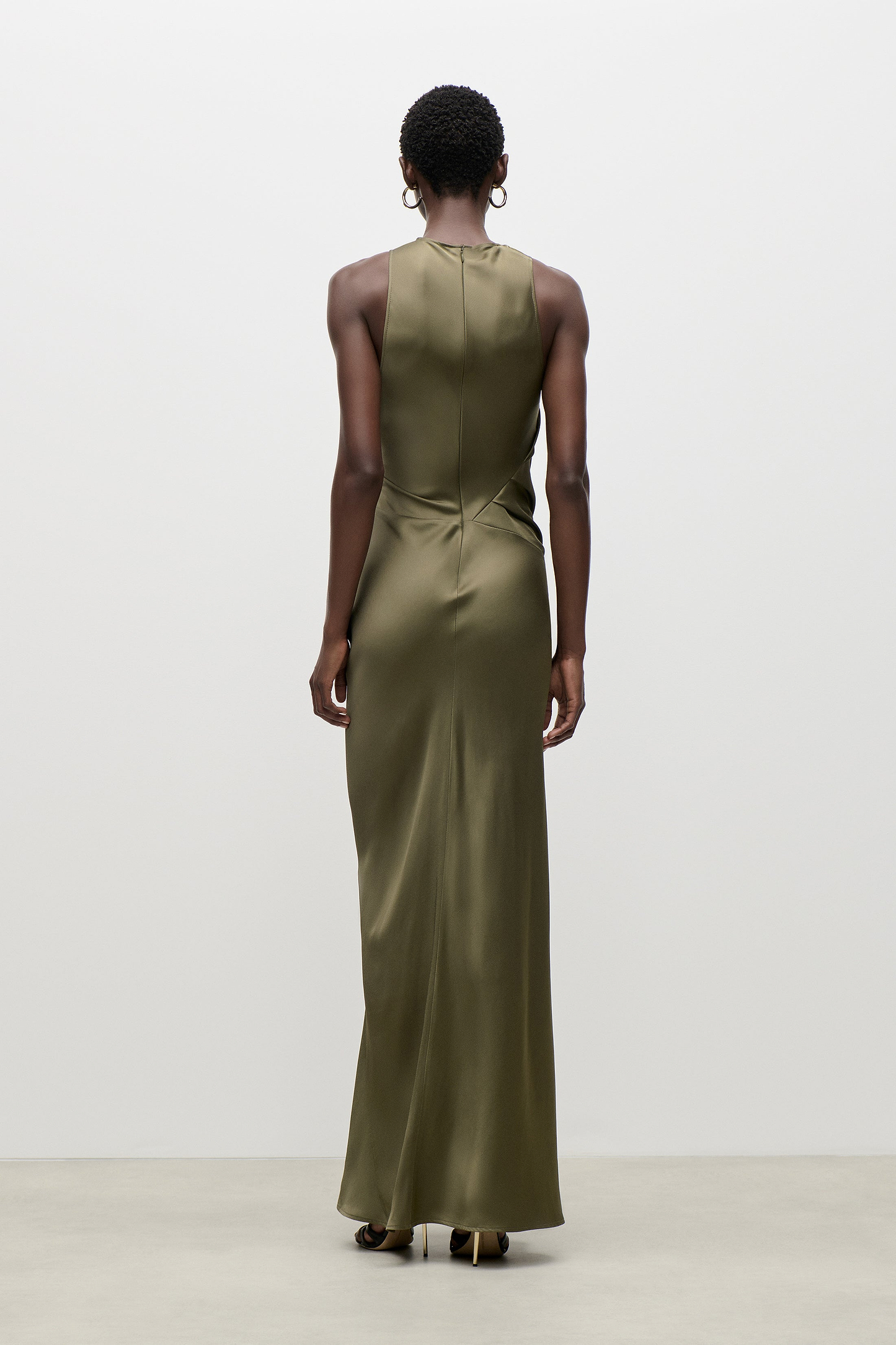 Sleeveless Twist Gown In Green