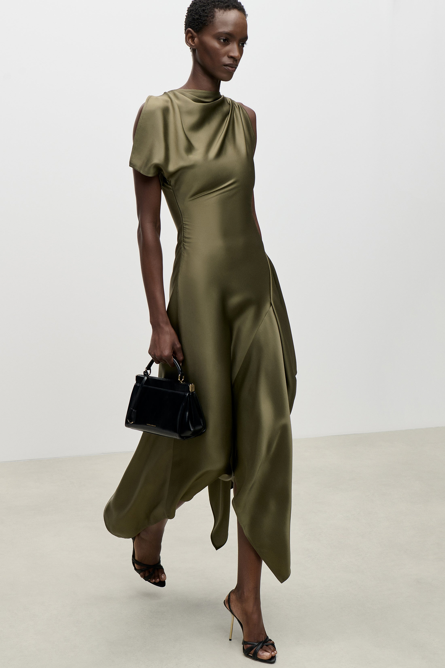 Daphne Midi Dress In Green