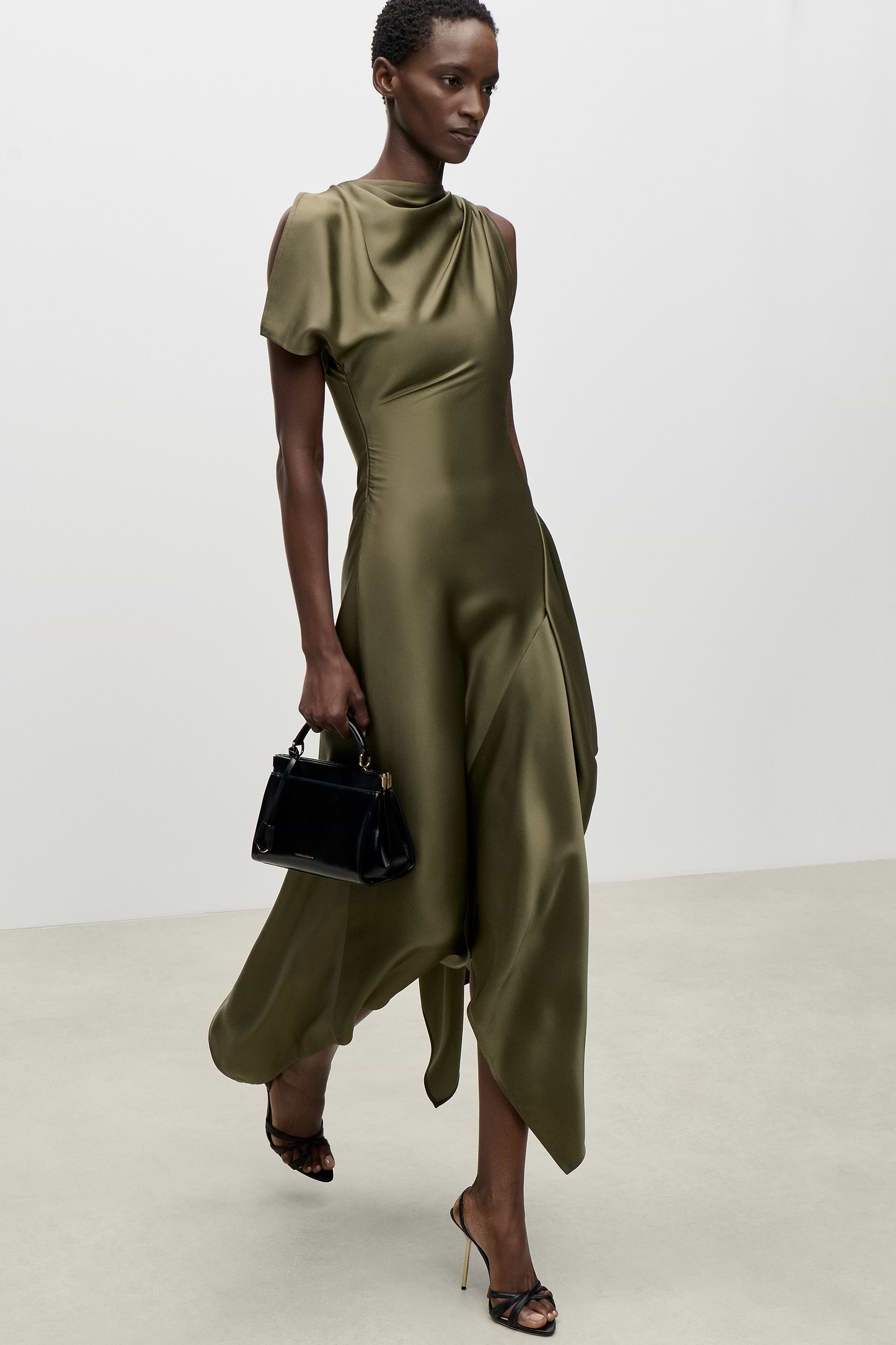Daphne Midi Dress In Green