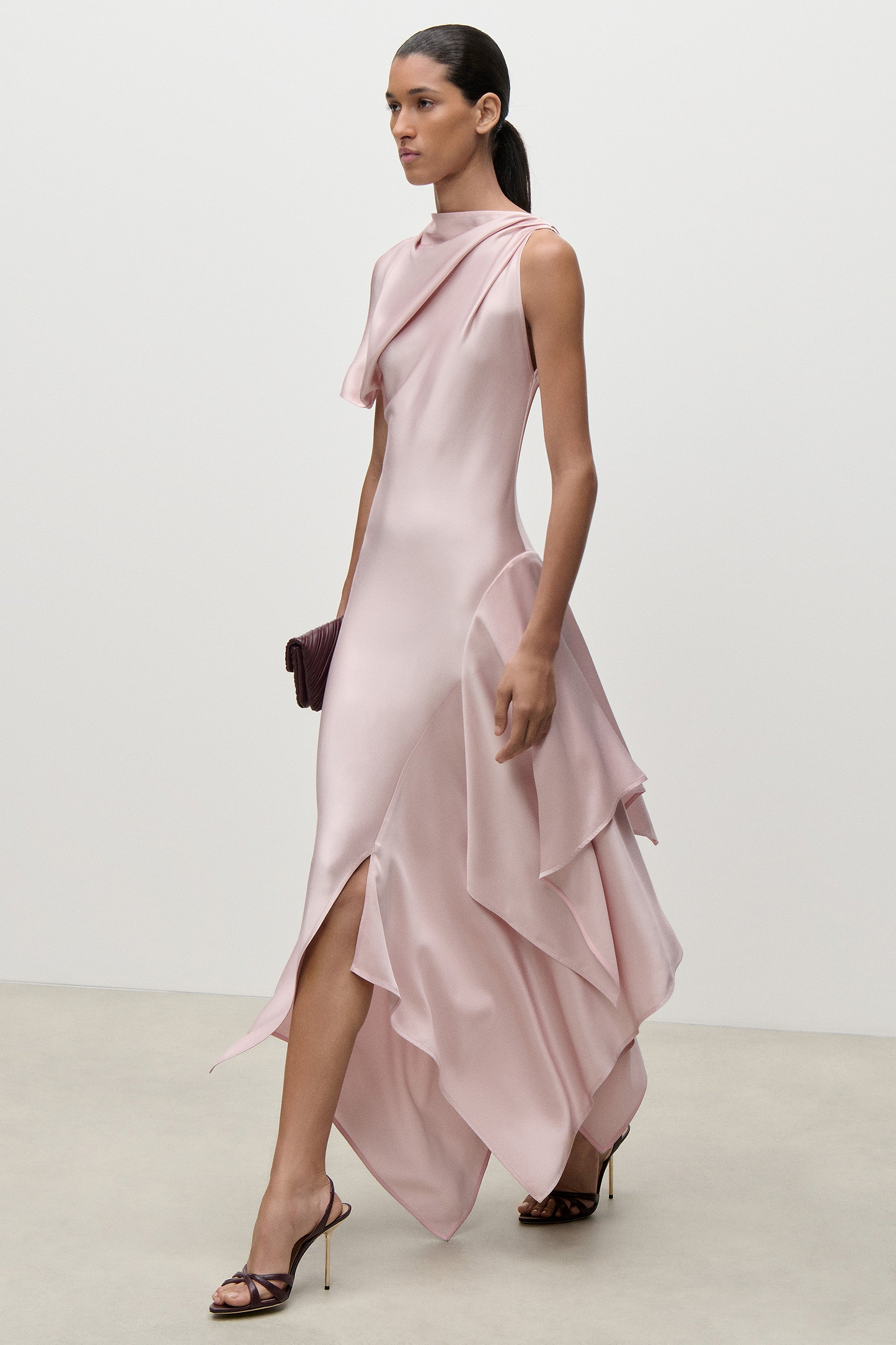 Daphne Midi Dress In Light Pink