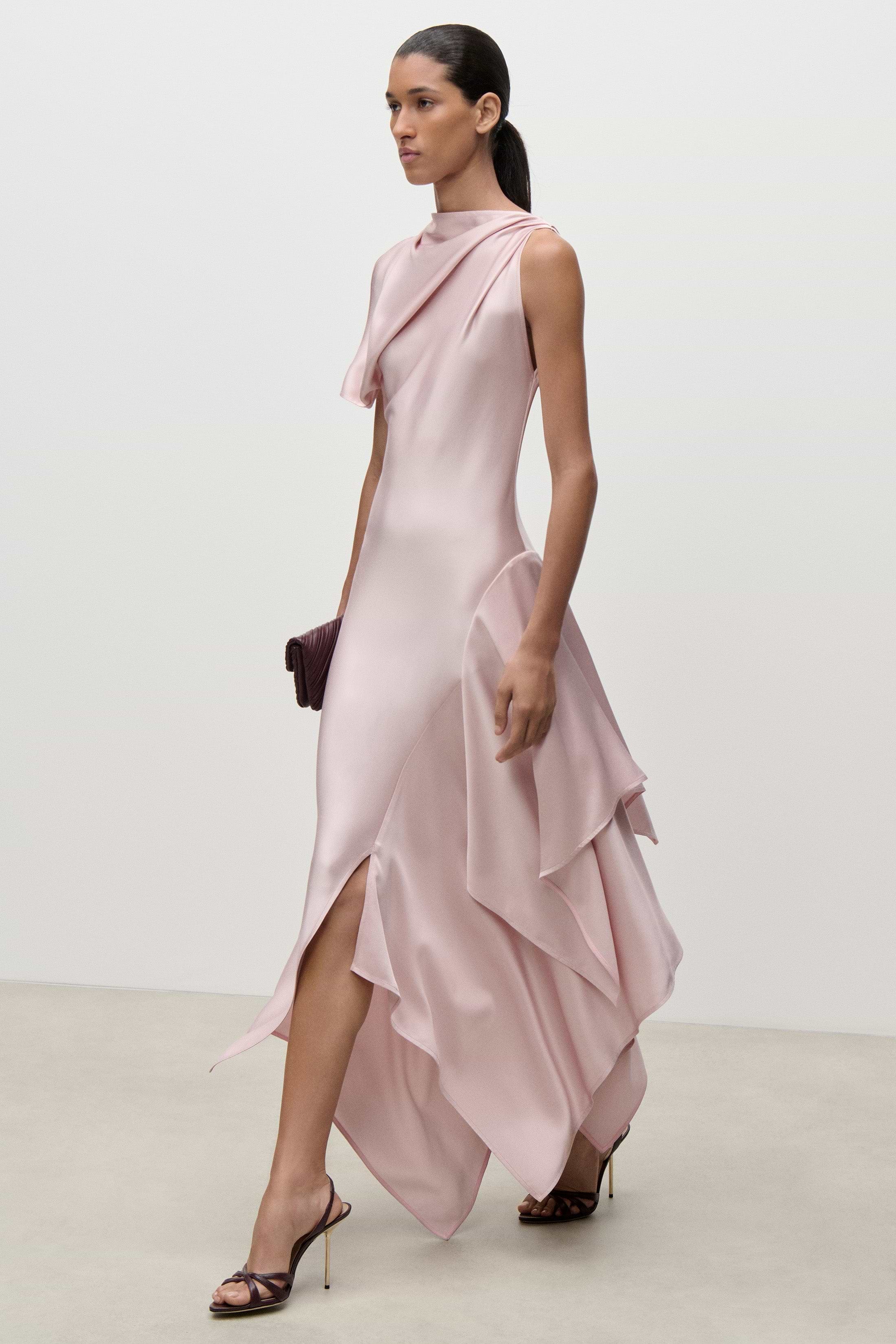 Daphne Midi Dress In Light Pink