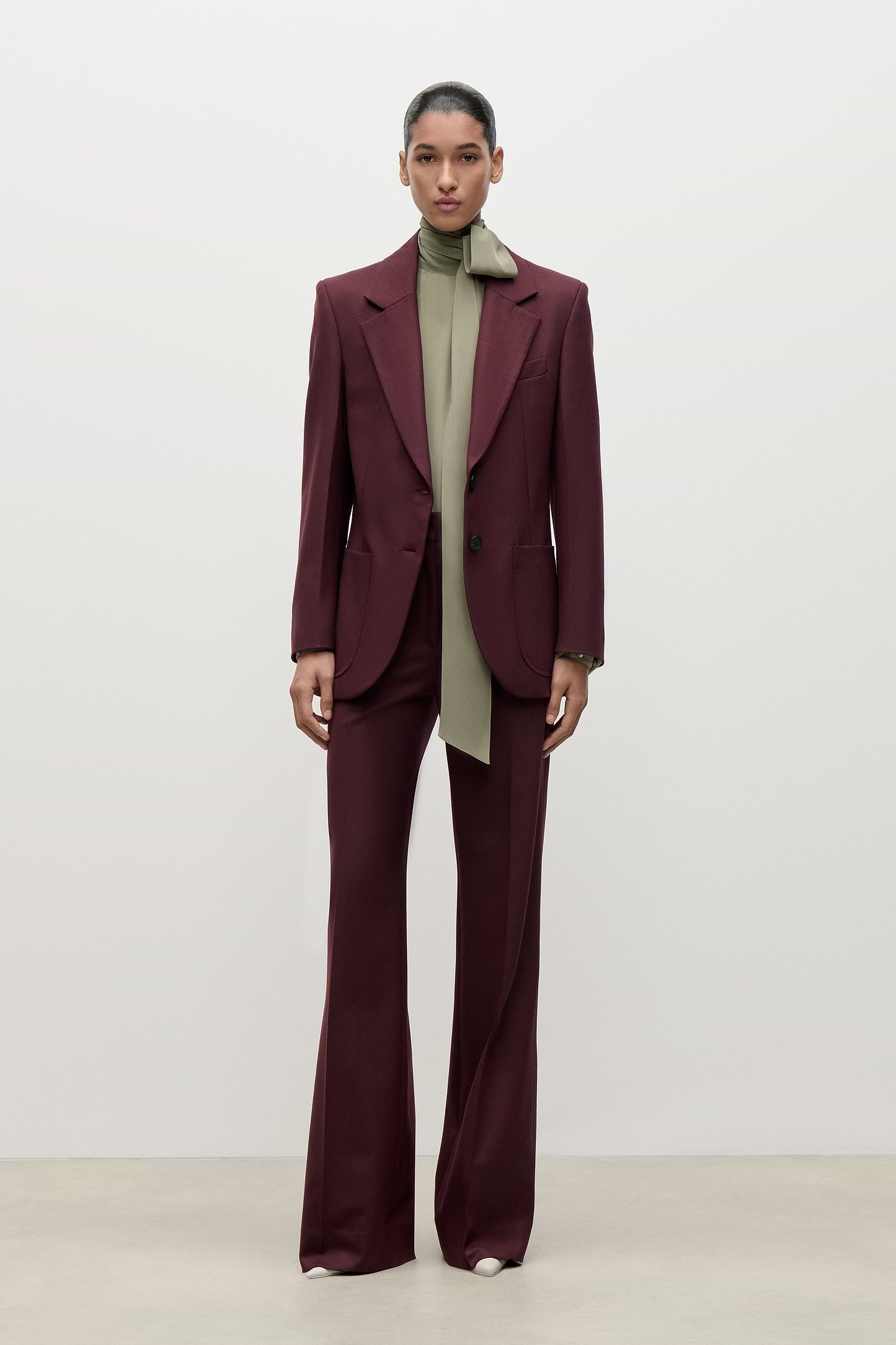 Katherine Jacket In Burgundy
