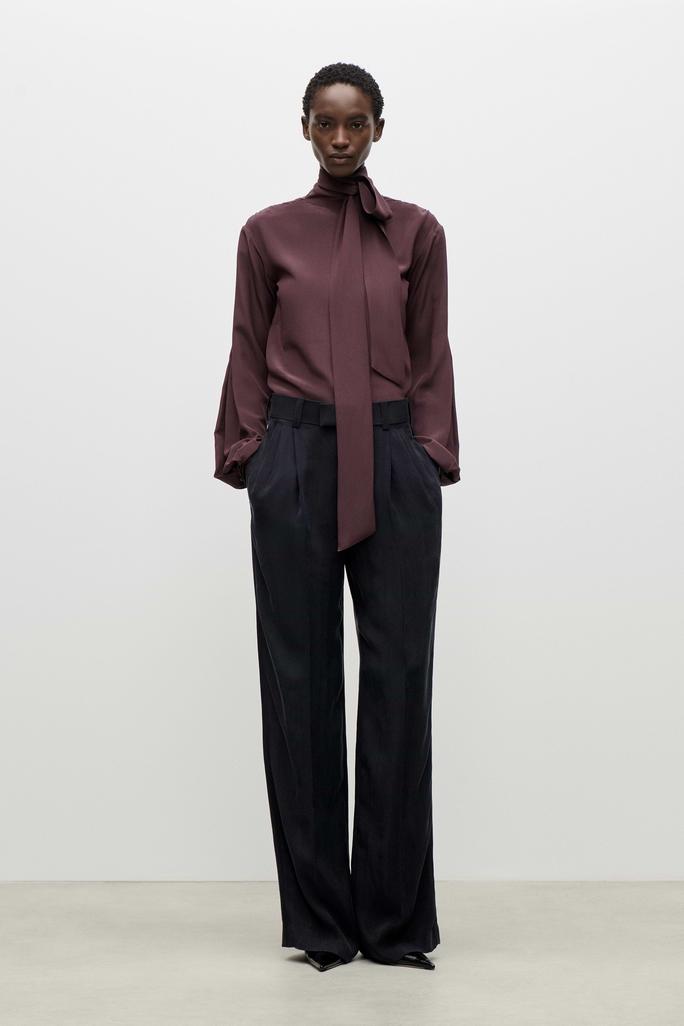 Pleated Trouser In Navy