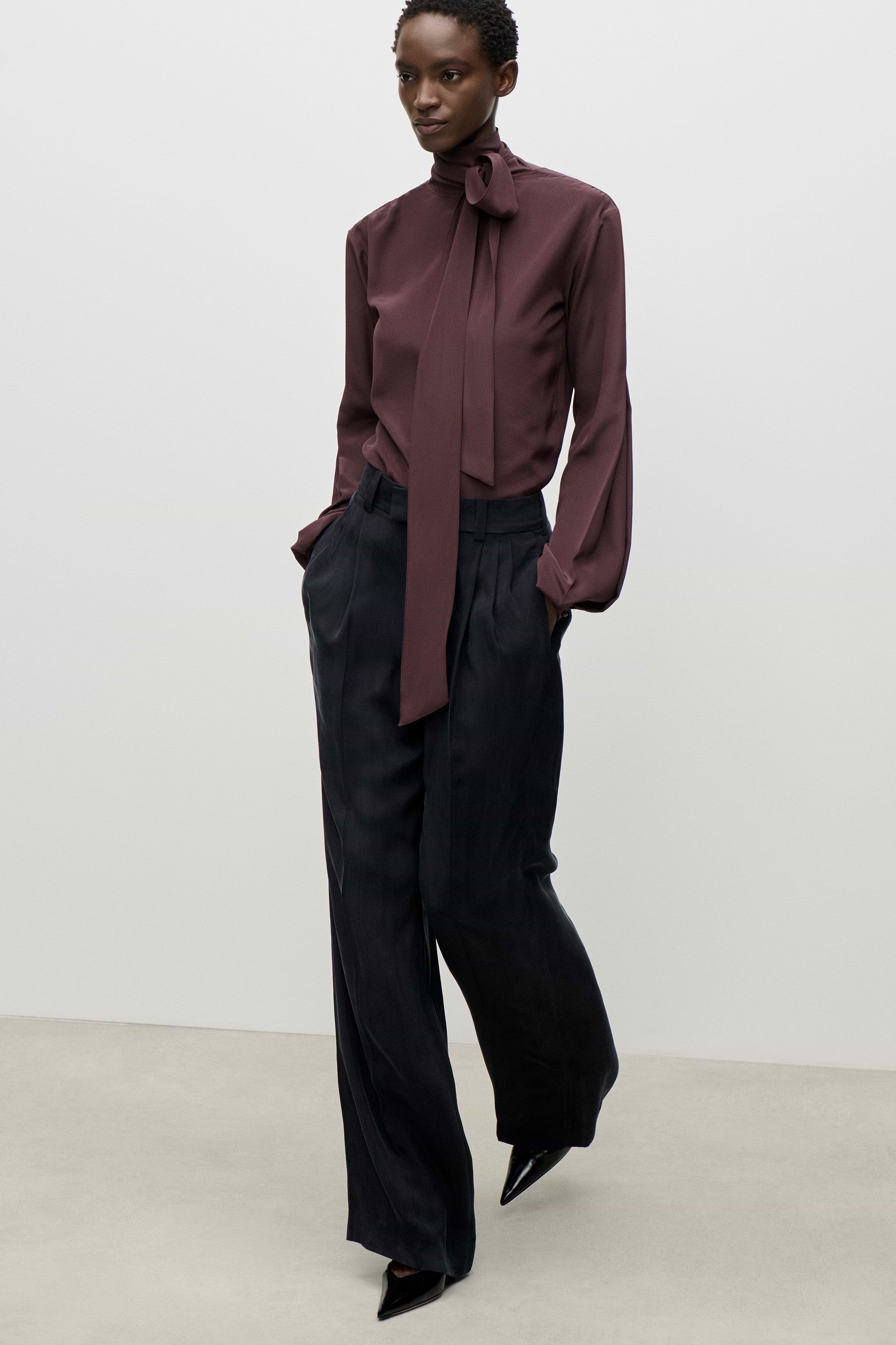 Pleated Trouser In Navy