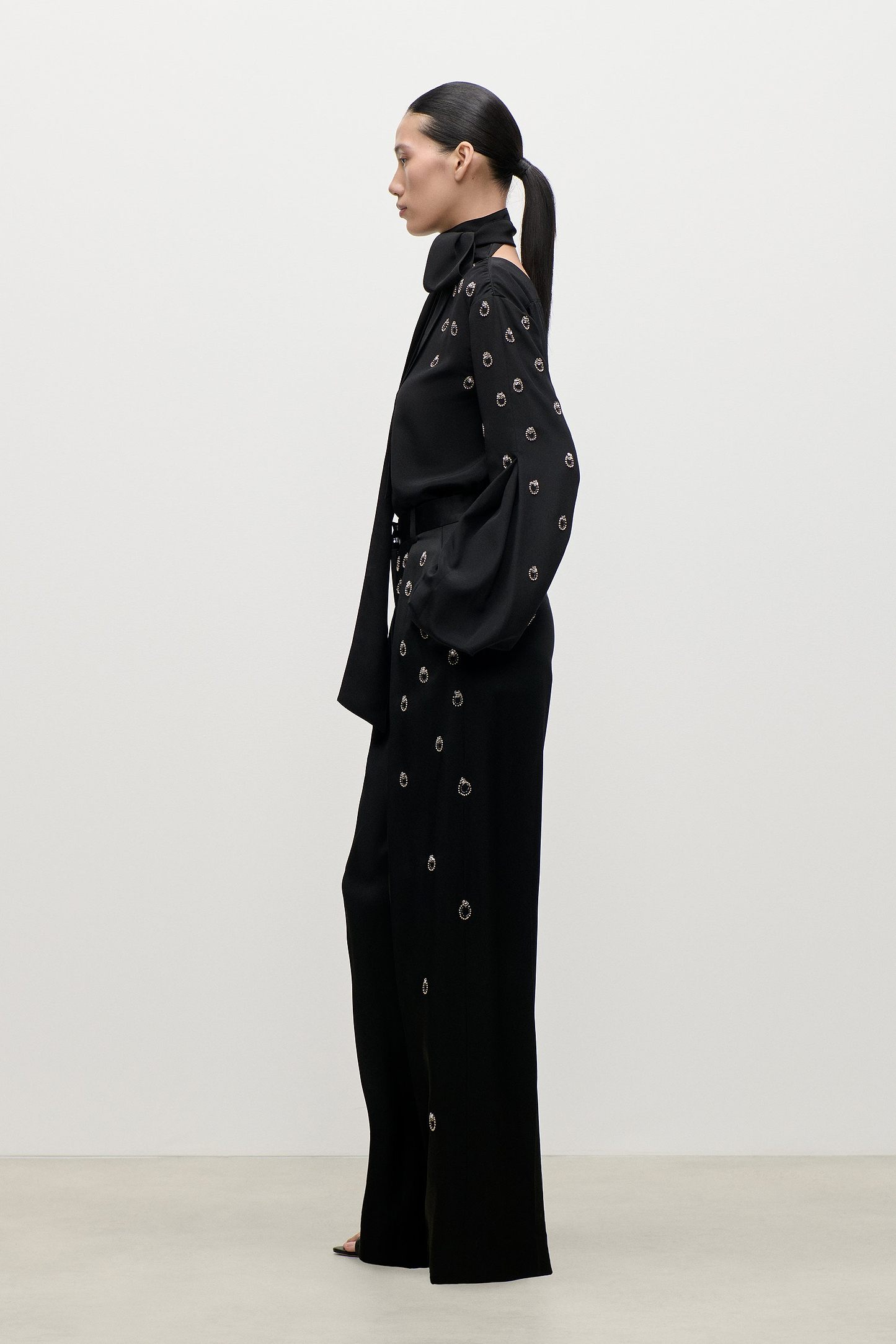 Embroidered Cecilia Trouser In Black