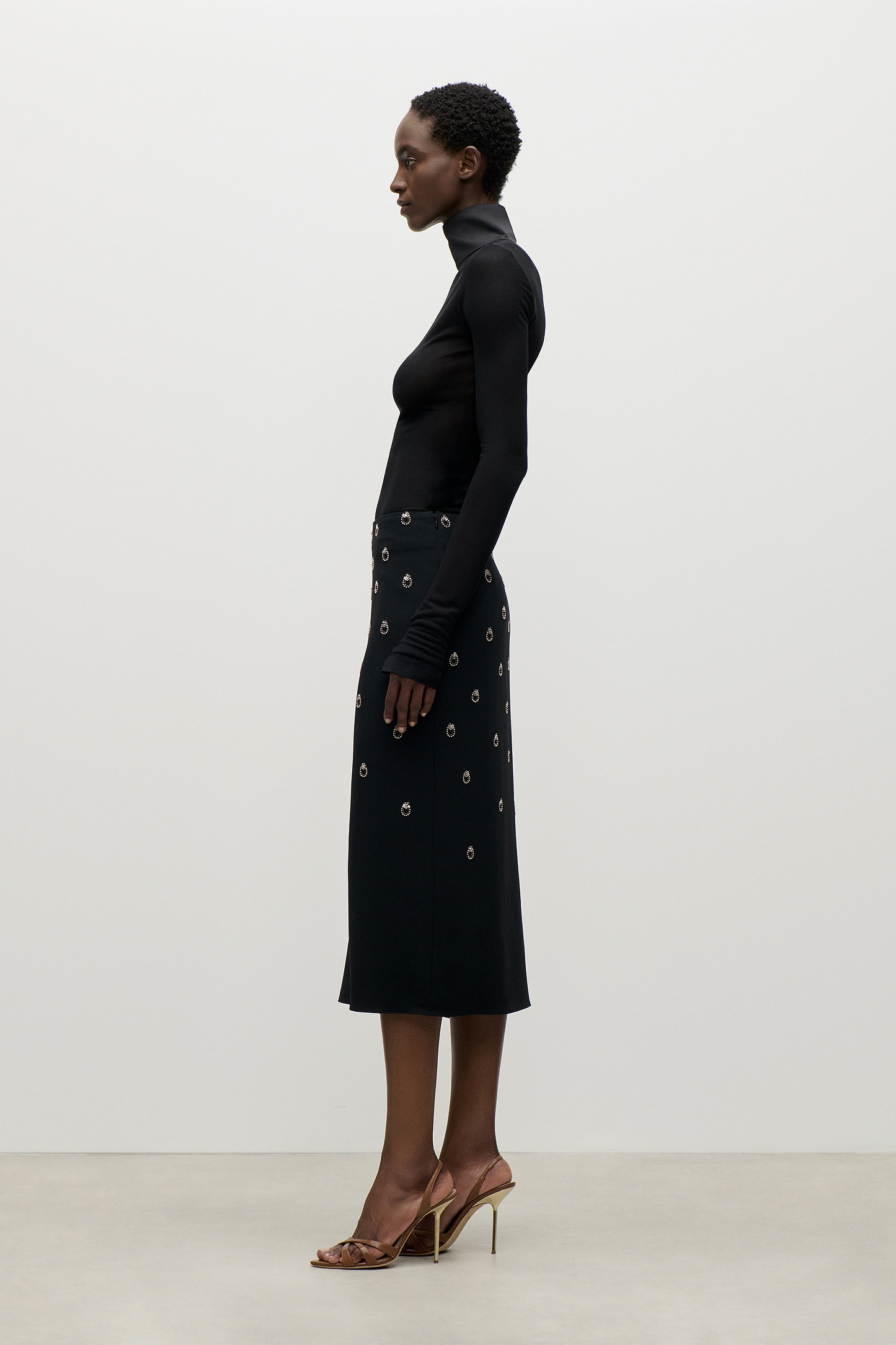 Embroidered Overlap Skirt In Black