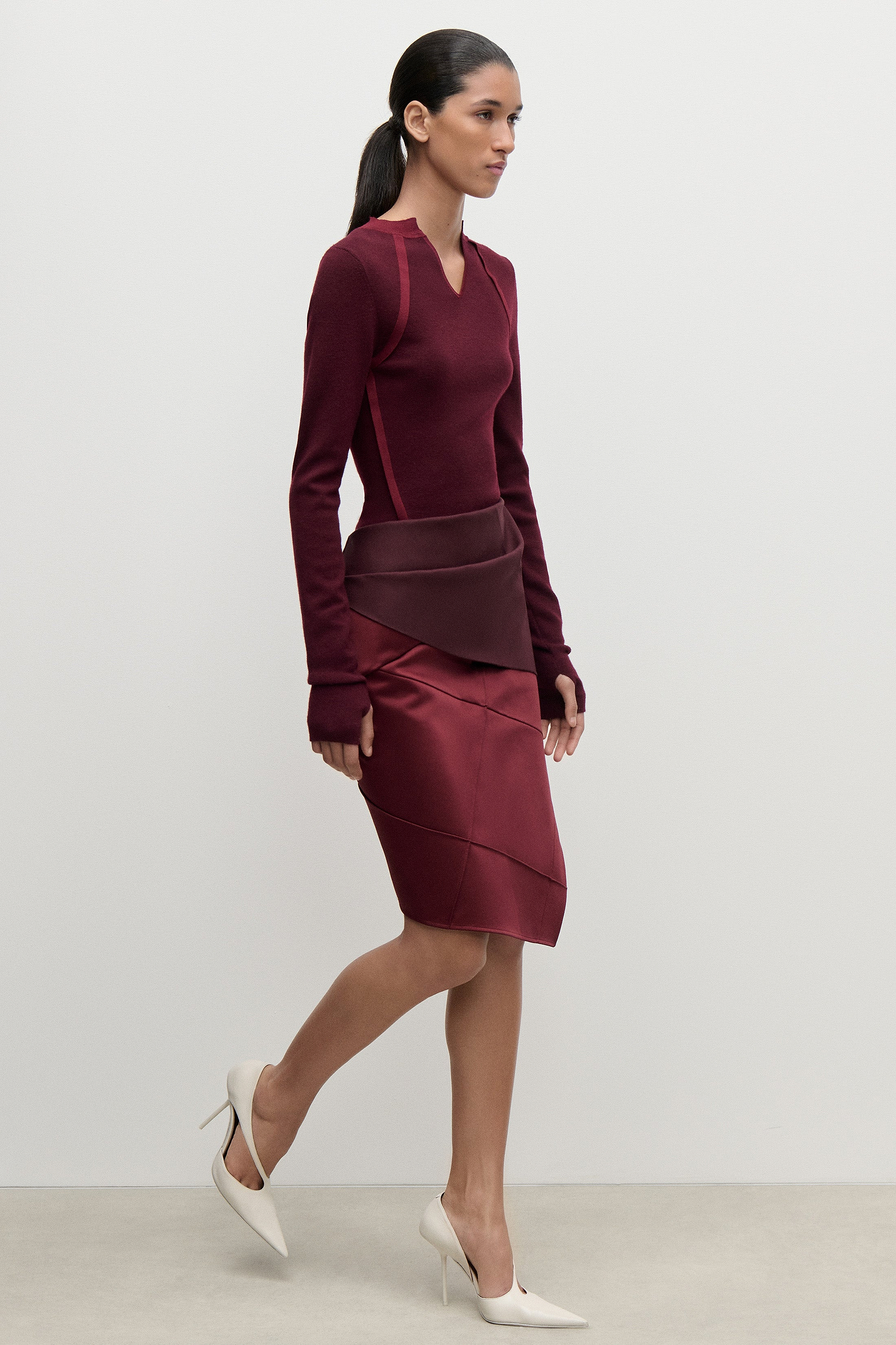 Folded Crease Skirt In Burgundy