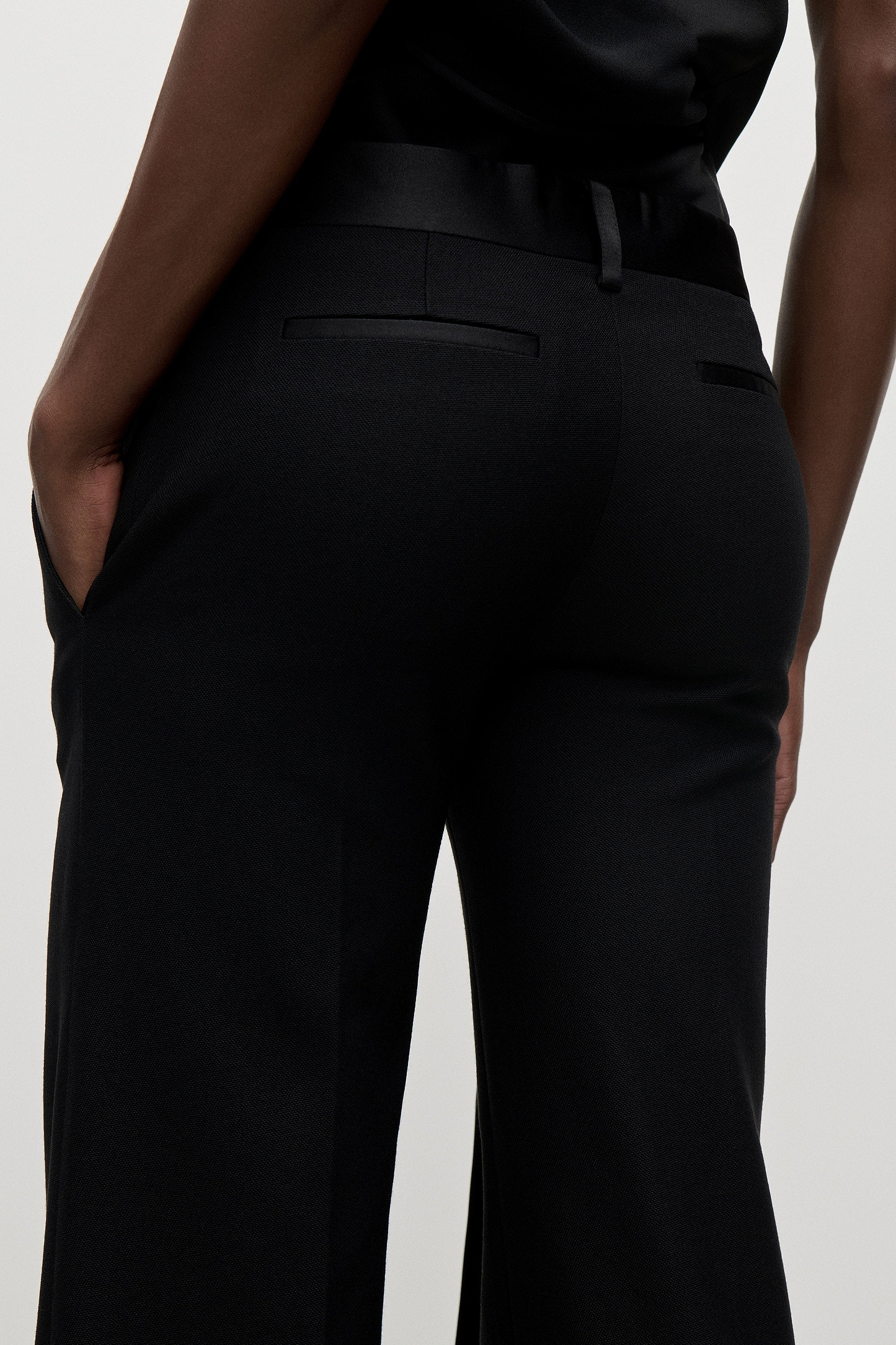 Elena Trouser In Black
