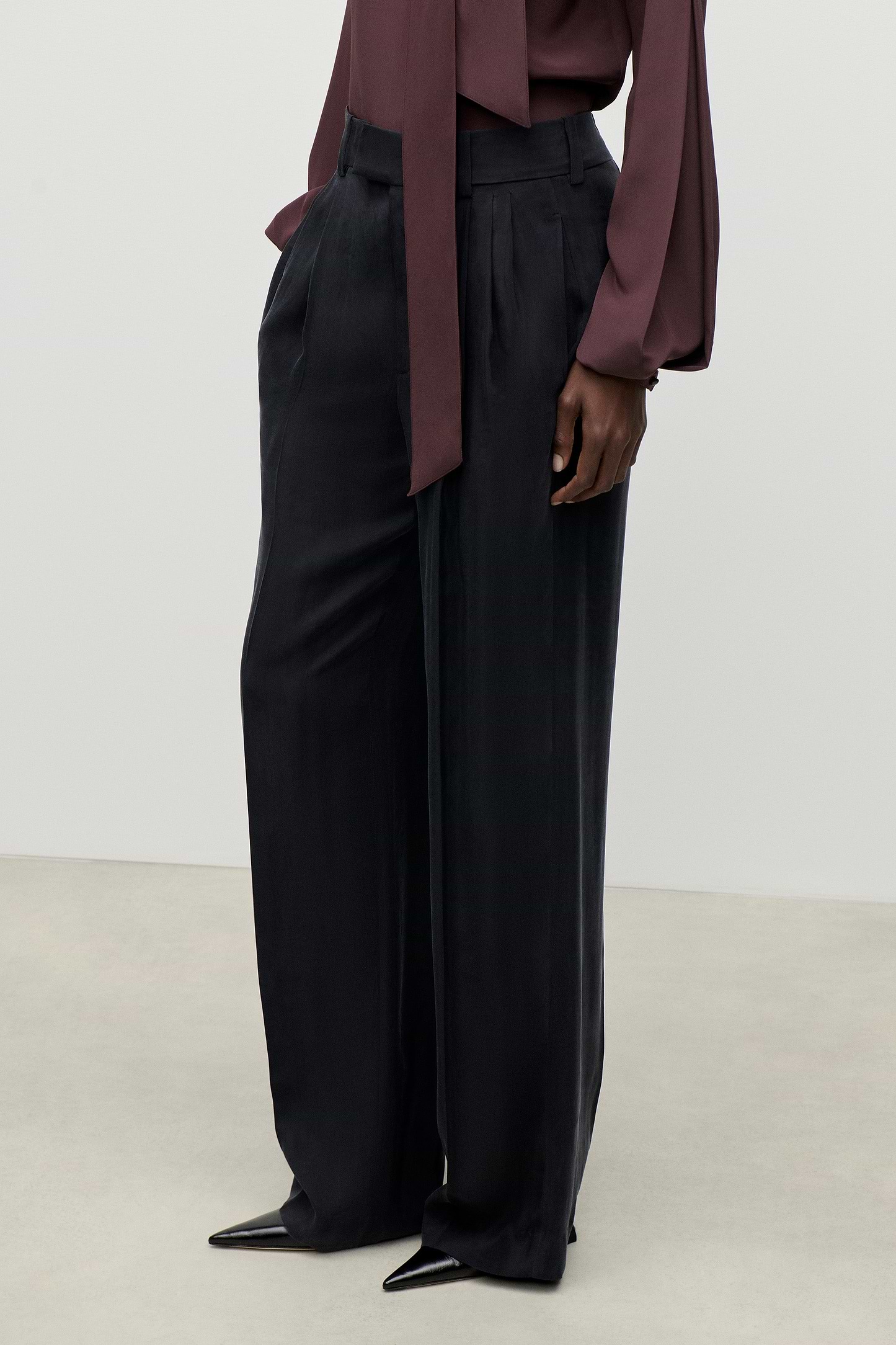 Pleated Trouser In Navy