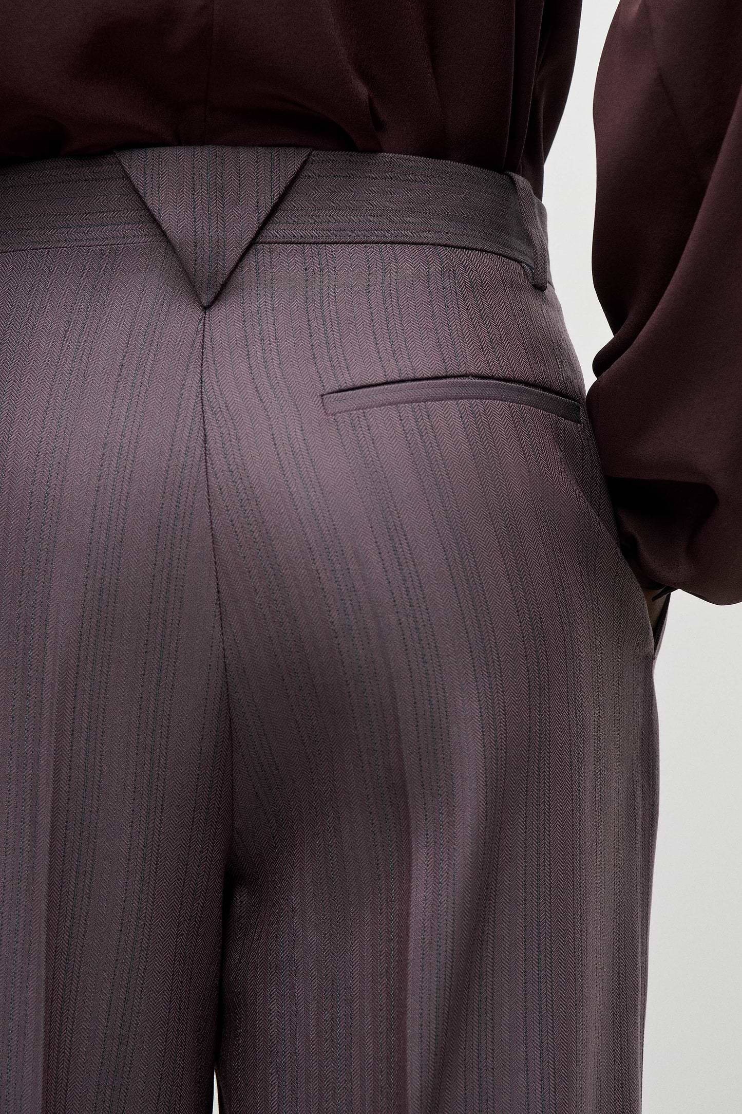 Straight Leg Trouser In Purple