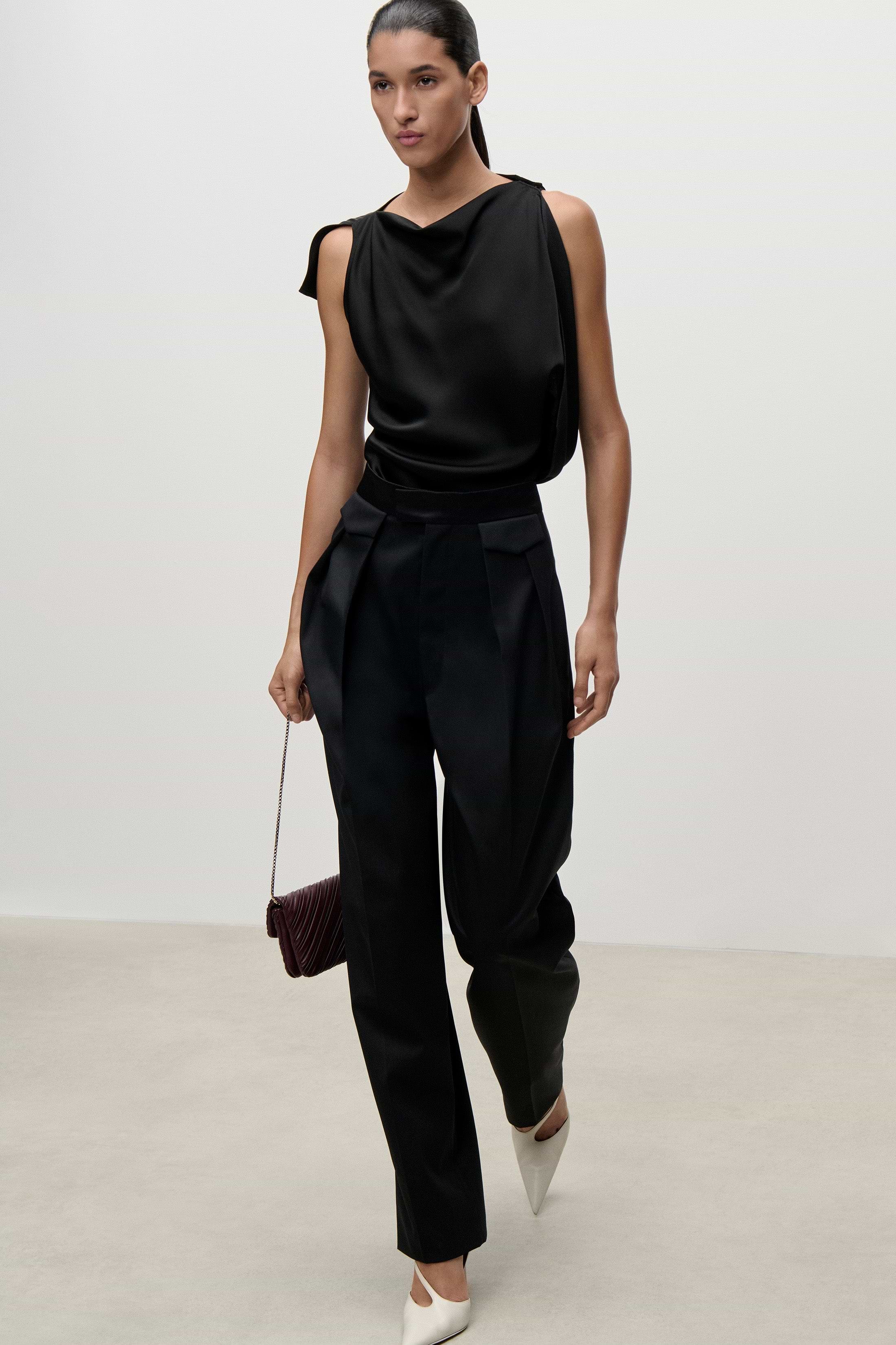 High Waist Trouser In Black