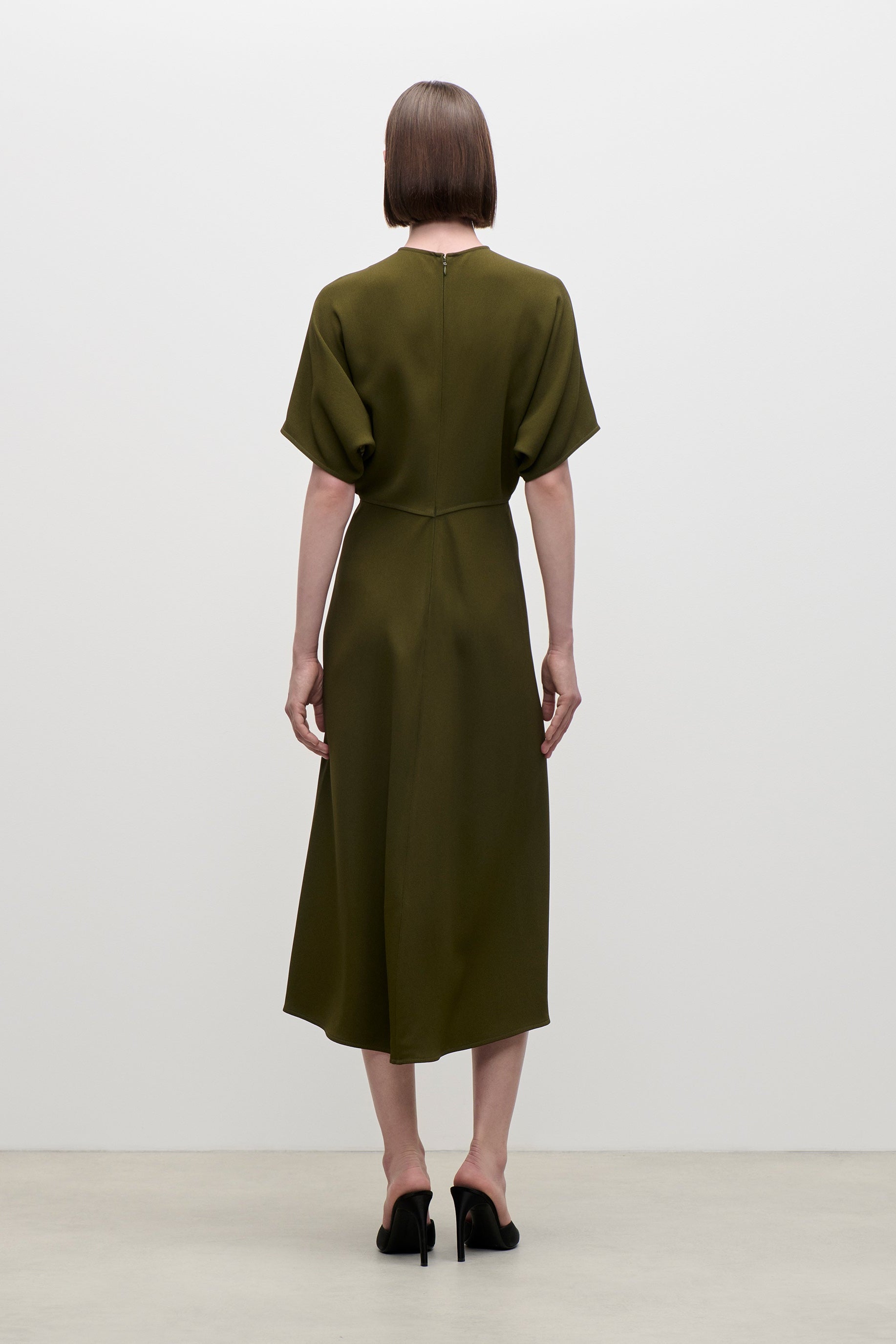Eleanor Midi Dress In Green