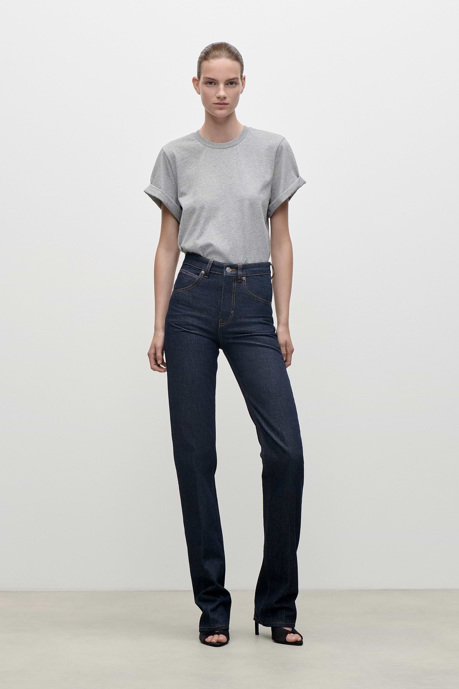 Julia Stretch Jean In Indigo Rinse