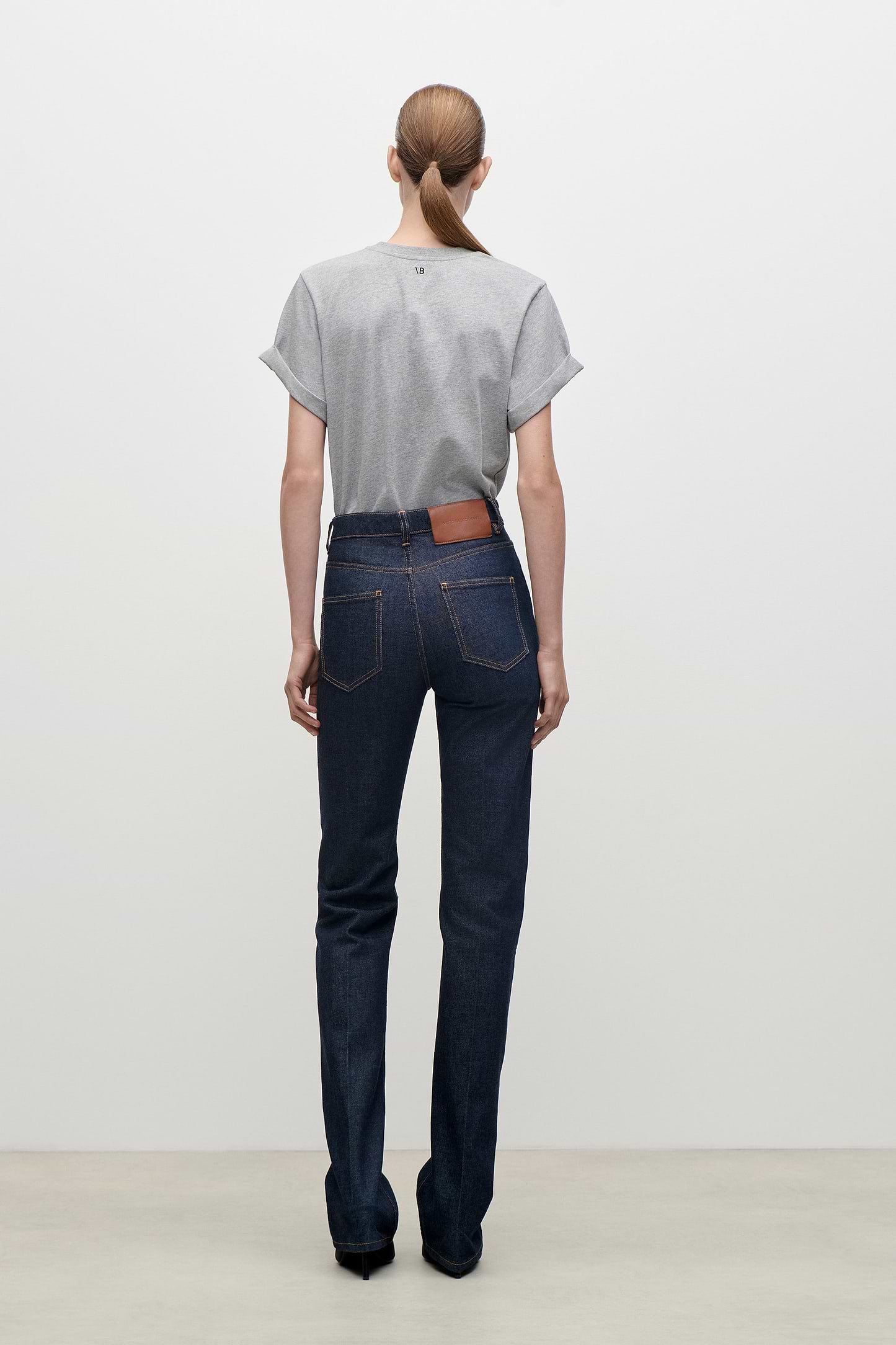 Julia Stretch Jean In Indigo Rinse