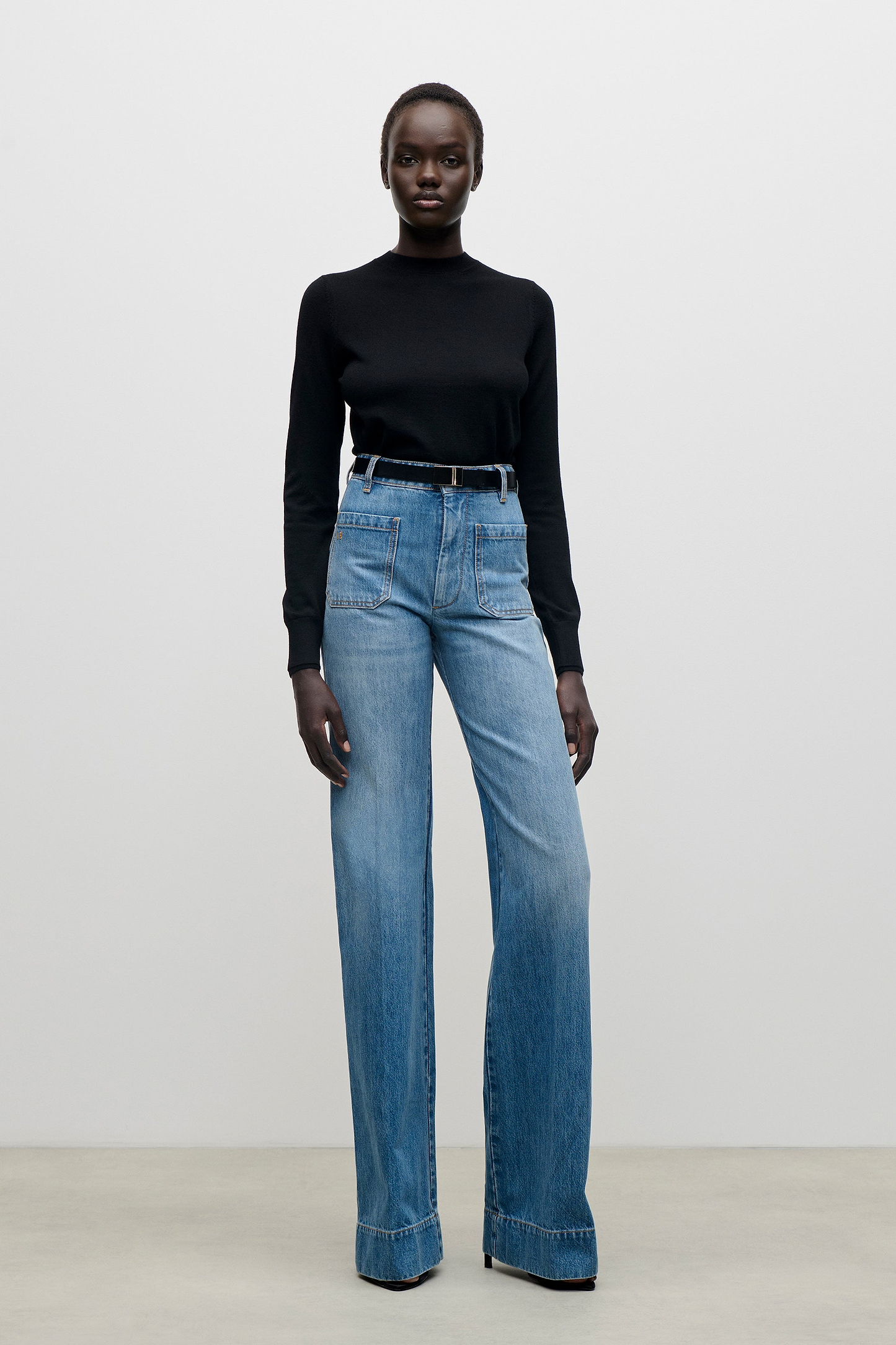 Alina Stretch Jean In Worn Blue Wash