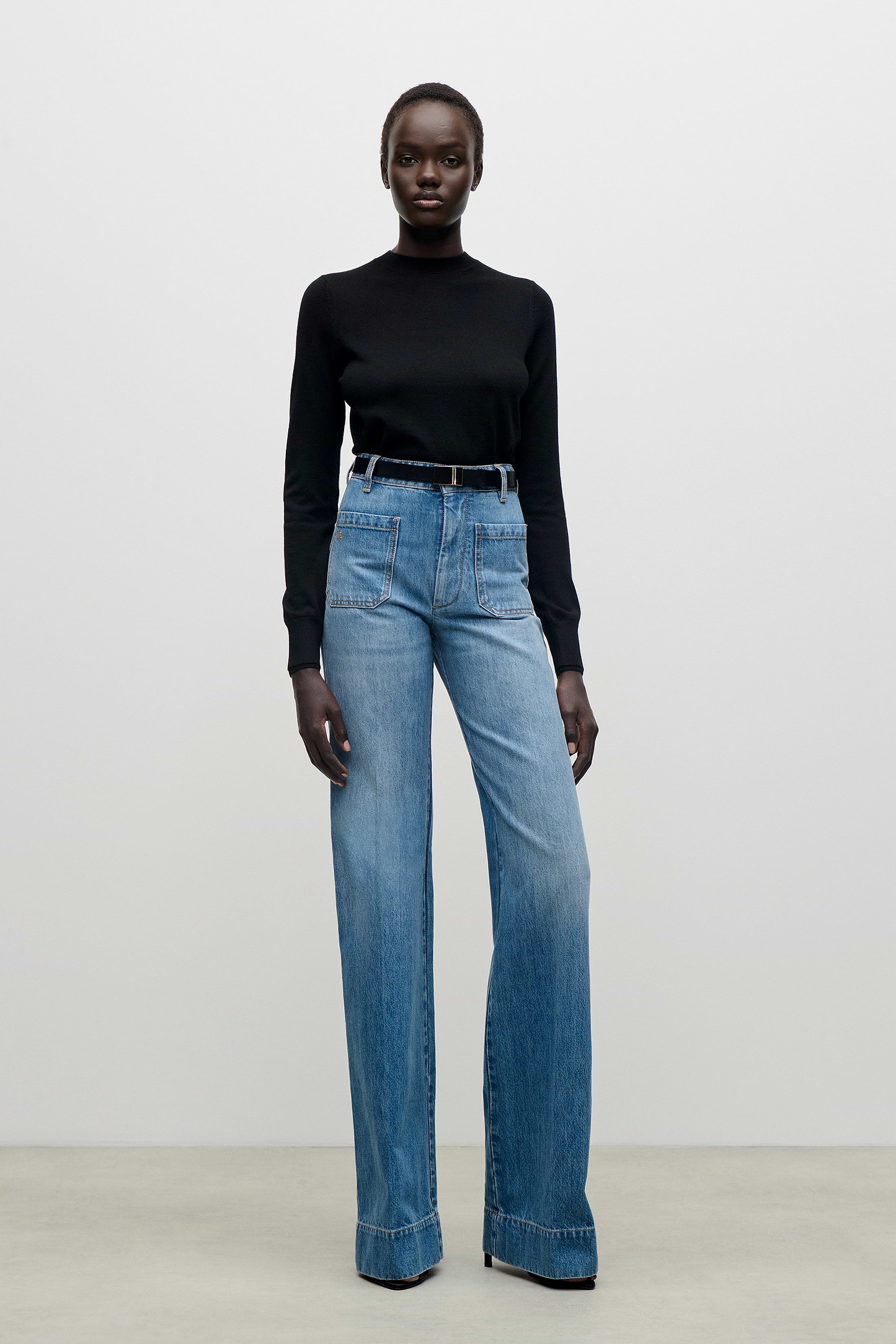 Alina Stretch Jean In Worn Blue Wash