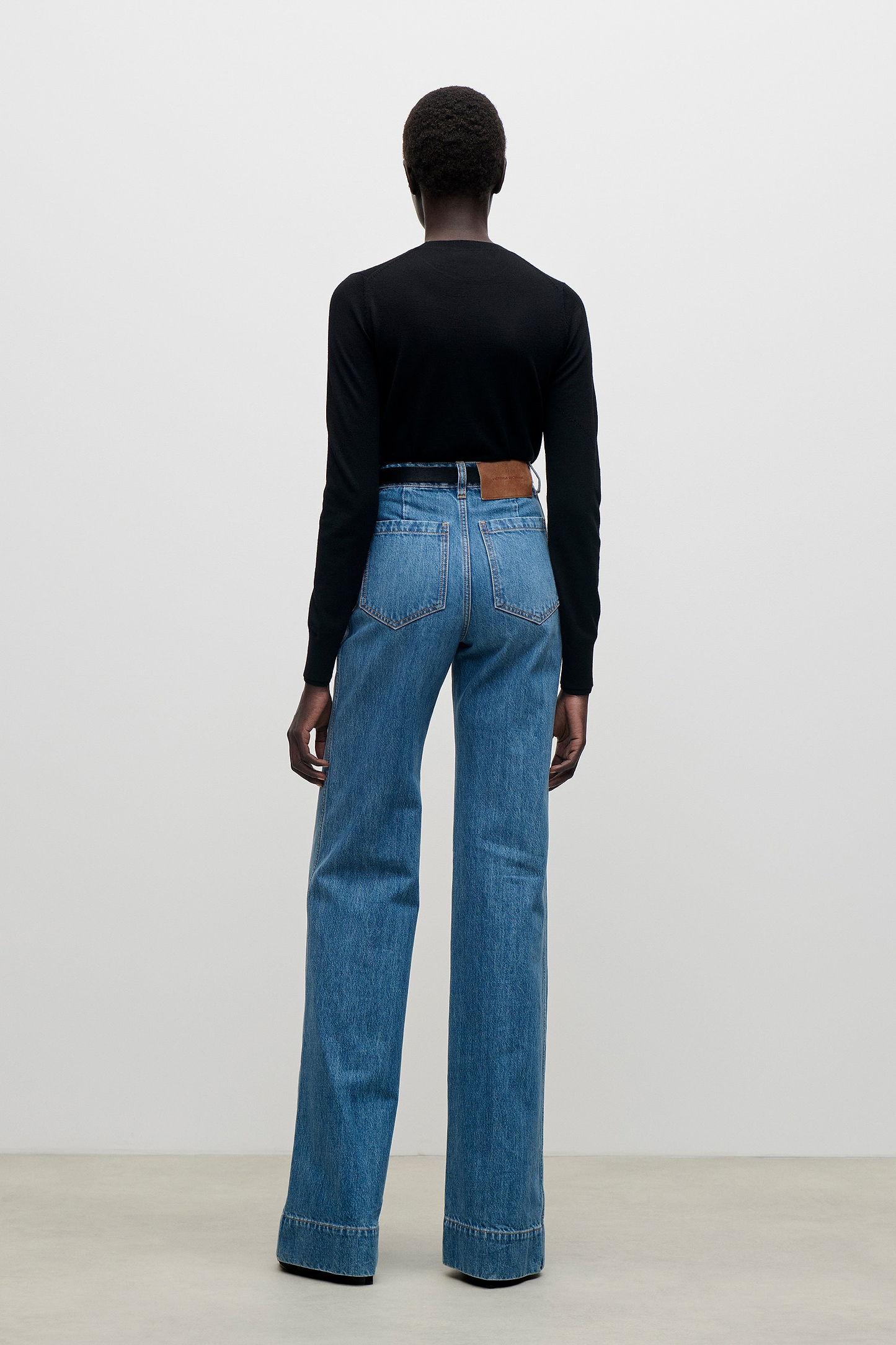 Alina Stretch Jean In Worn Blue Wash