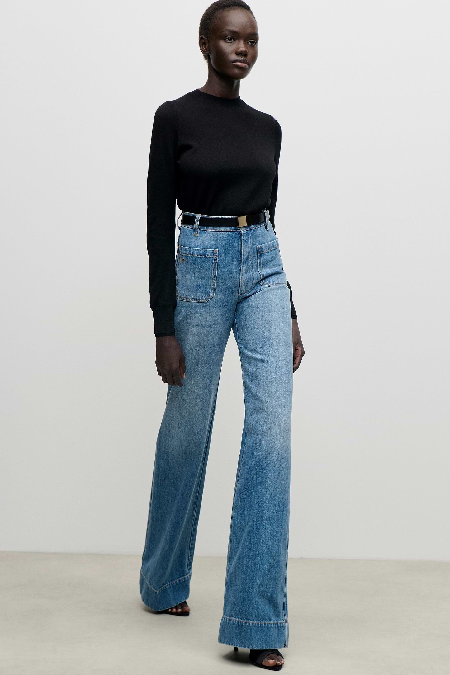 Alina Stretch Jean In Worn Blue Wash