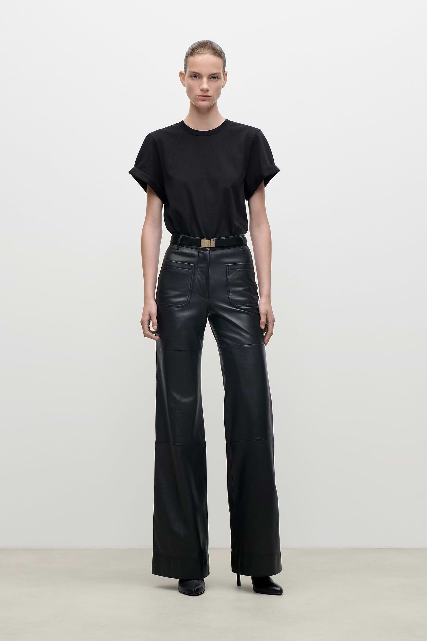 Tilly T-Shirt In Black